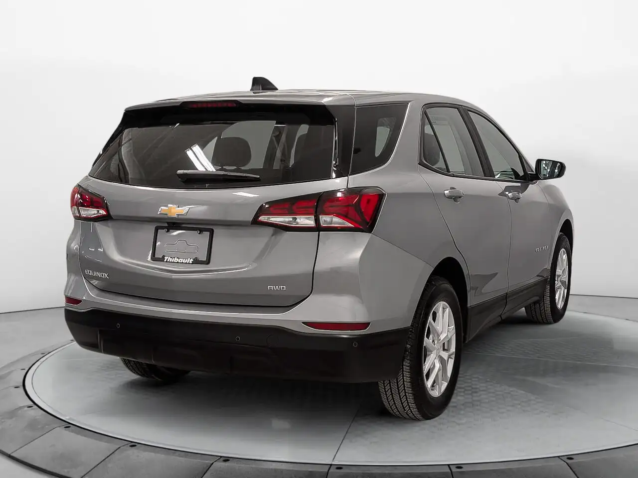 Chevrolet Equinox photo Chevrolet Equinox