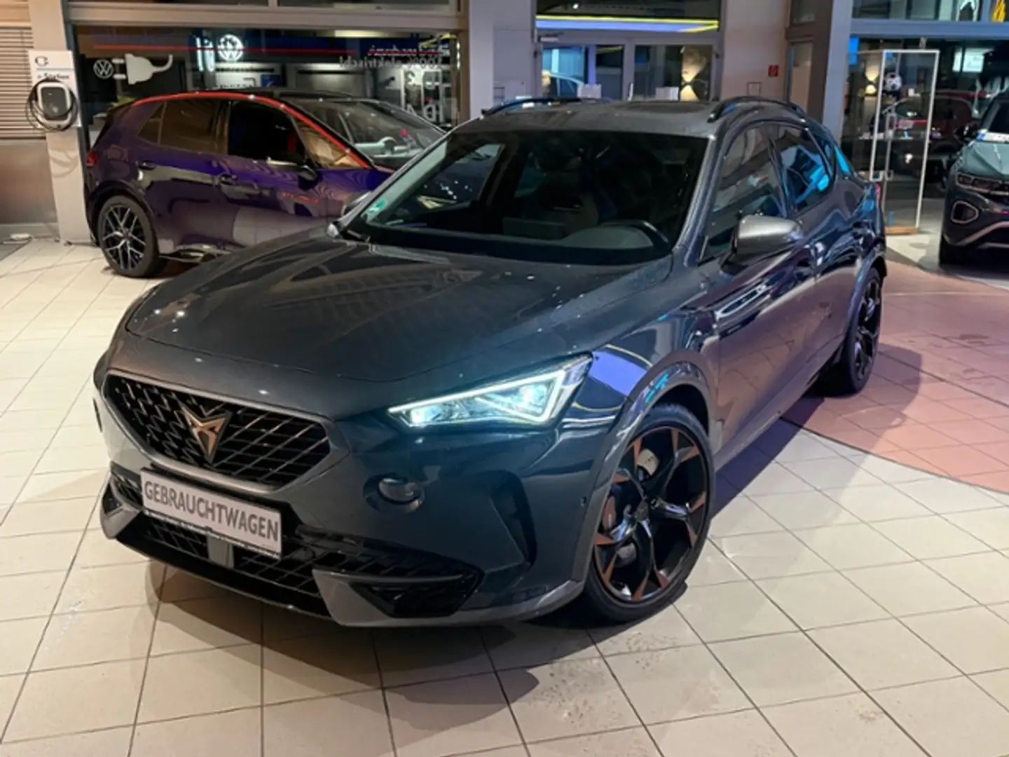 CUPRA Formentor VZ 2.0 TSI 4Drive PANO BEATS Brembo Silber - 2