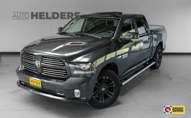 Dodge RAM 1500 4X4 5.7 V8 4x4 Quad Cab 6'4 Pano Stoelverk.