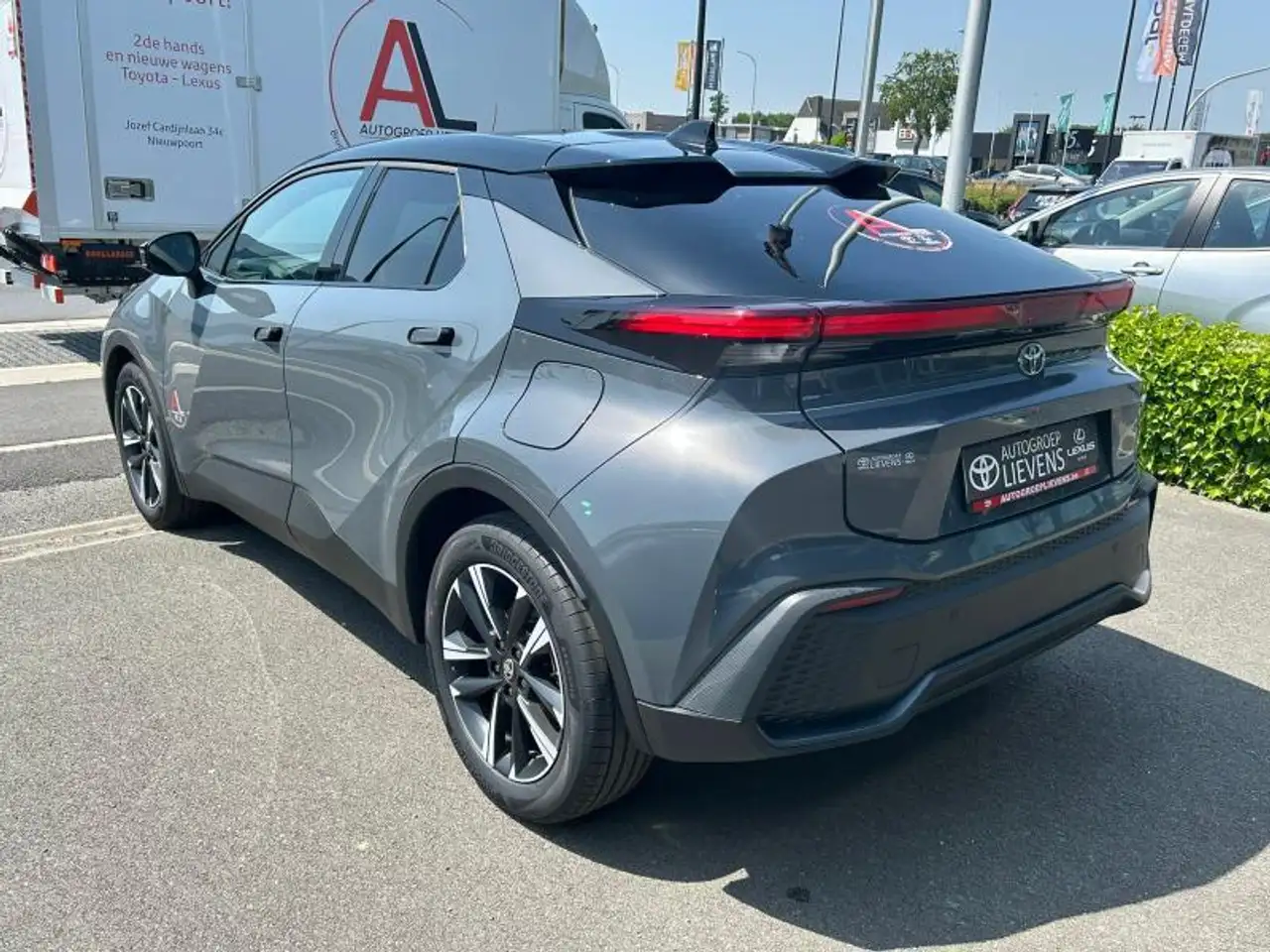 Toyota C-HR 2026 — фото 6