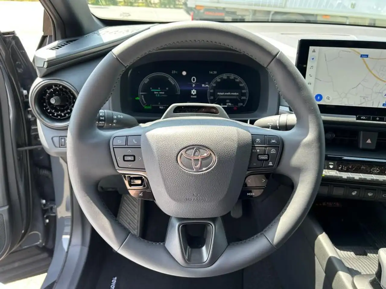 Toyota C-HR 2026 — фото 11