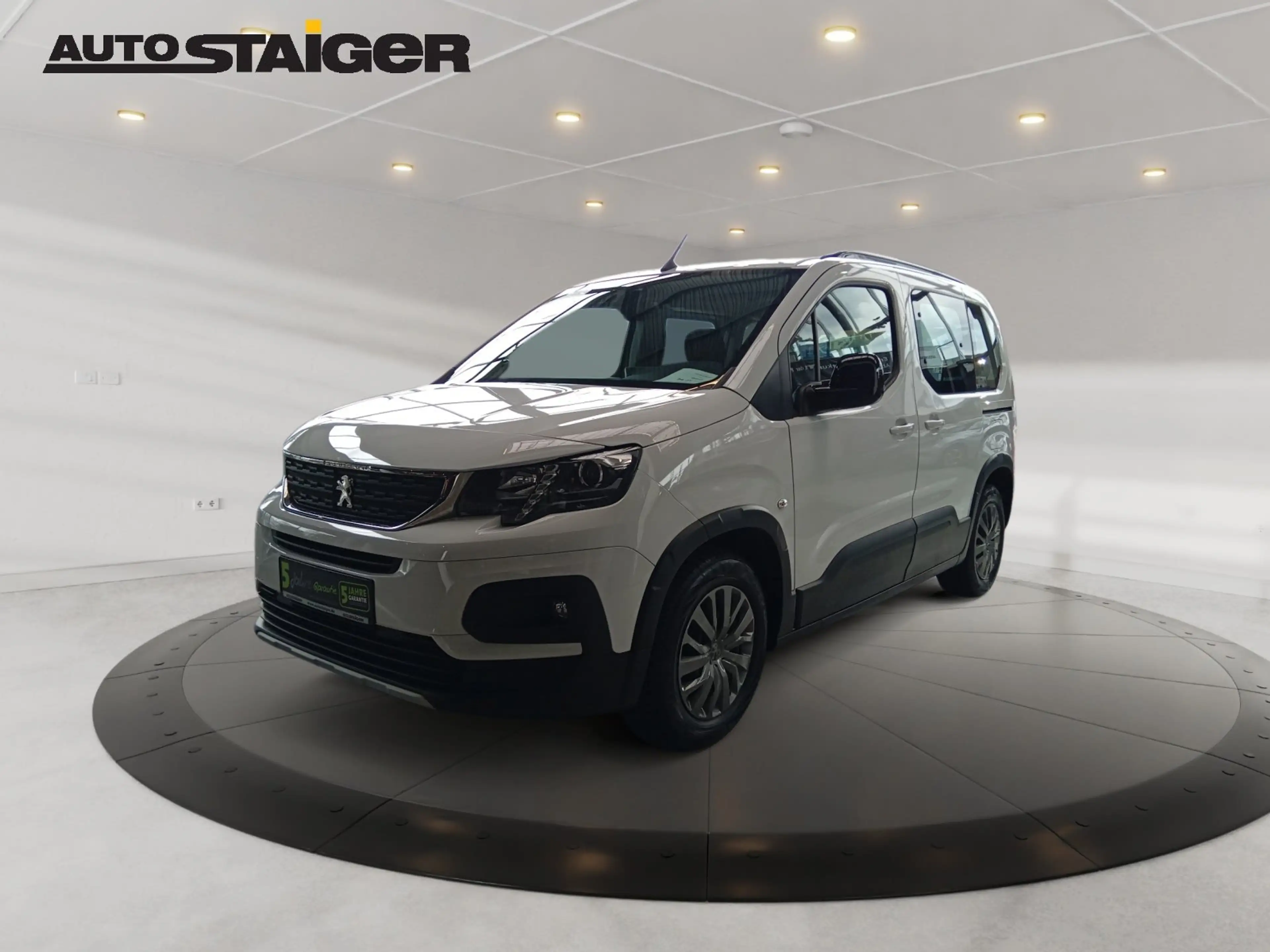 Peugeot Rifter Elektro 136 L1 Allure motor Navi+PDC+AUT — photo 2