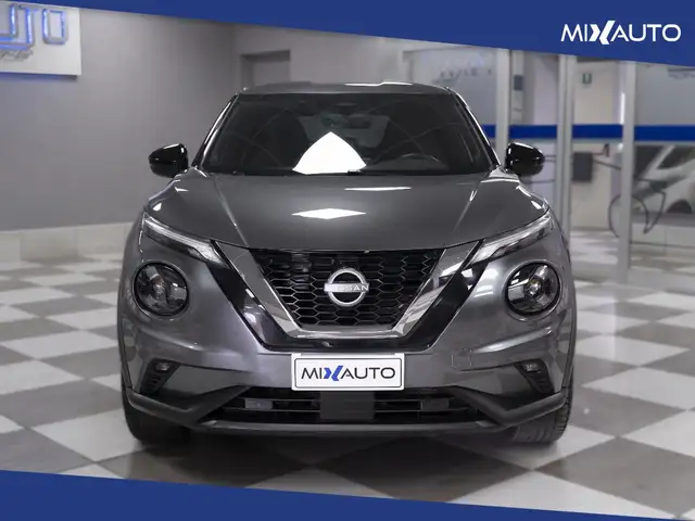 Nissan Juke view 2