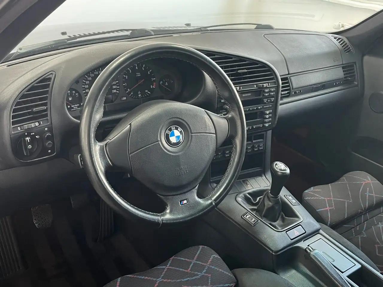 BMW M3 3.2 Coupe | Deutsches Fahrzeug| Handschalter, foto 5
