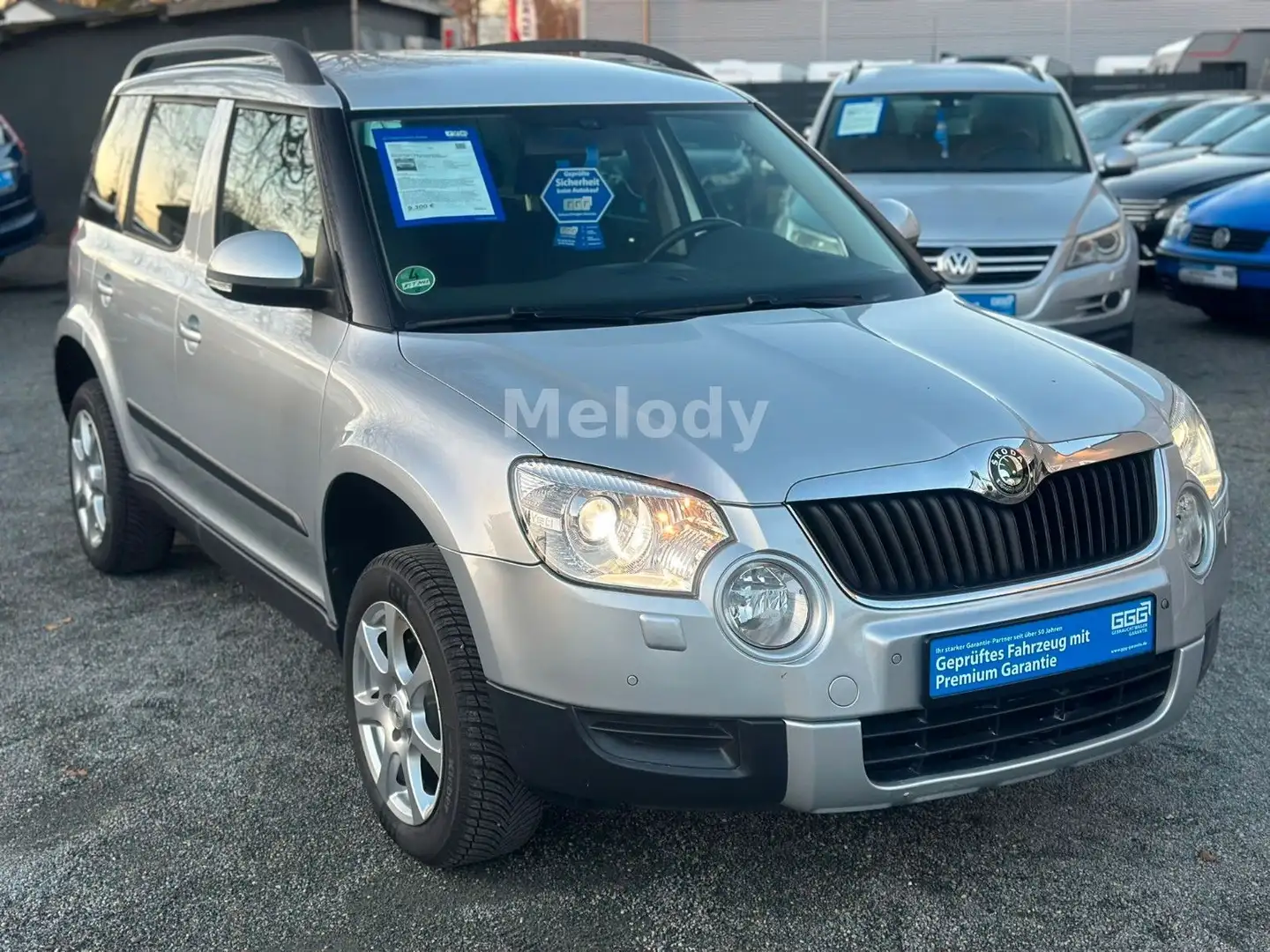 Skoda Yeti 1.2 TSI DSG Ambition Silber - 1