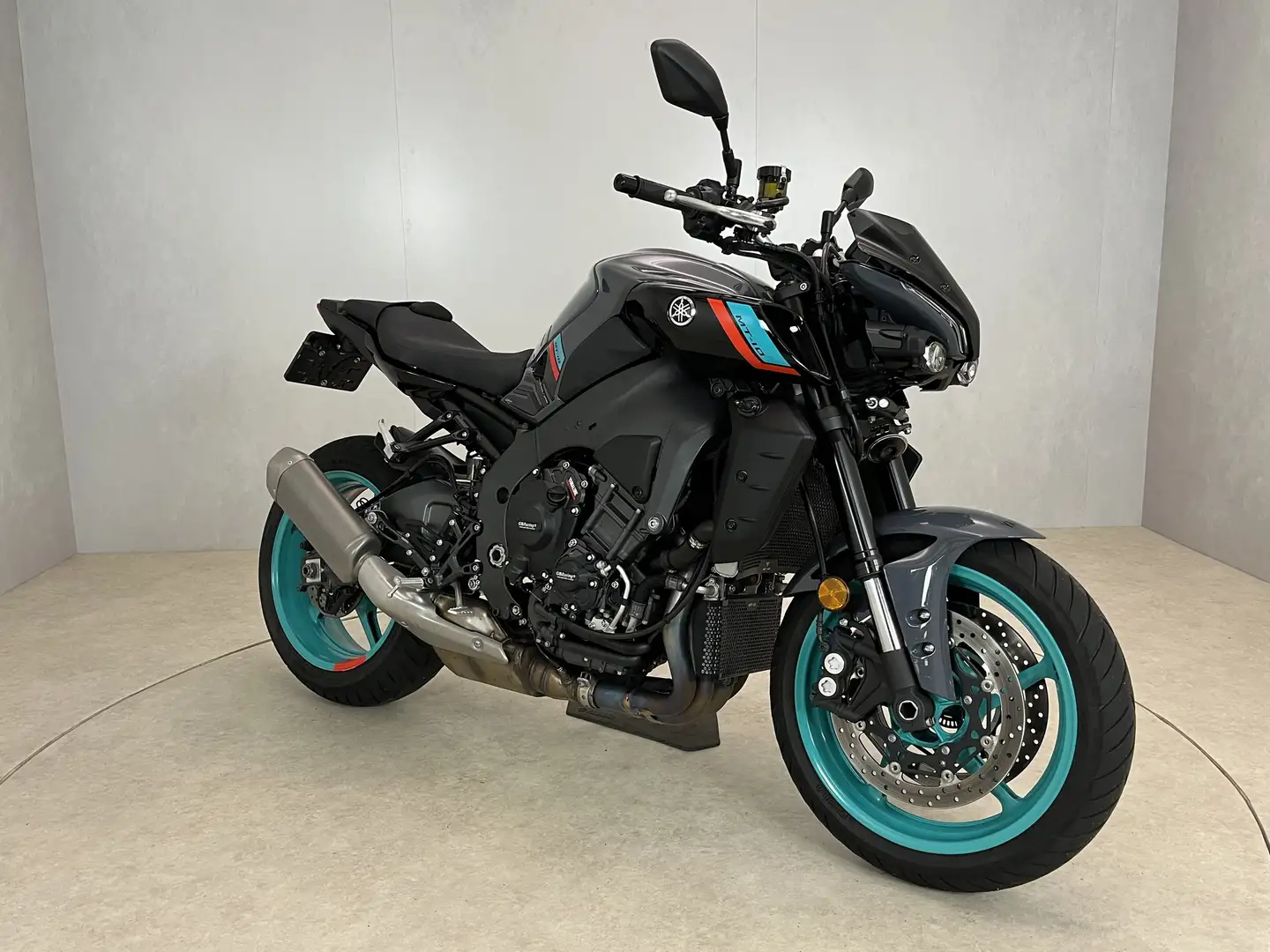 Yamaha MT-10 ABS Szürke - 2