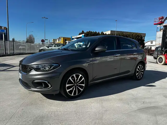 Fiat Tipo 1.6 Mjt S&S 5 porte Lounge OK NEOPATENTATI