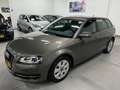Audi A3 Sportback 1.2 TFSI Attraction Advance Grau - thumbnail 2