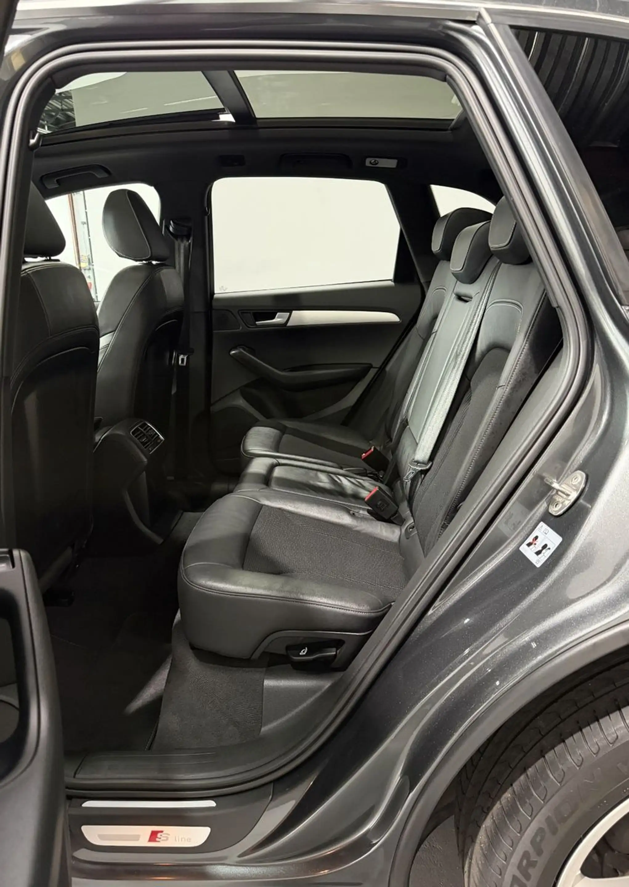 Audi Q5 2.0 TFSI Quattro 2x S-Line Pano*Navi*Temp*PDC — photo 11