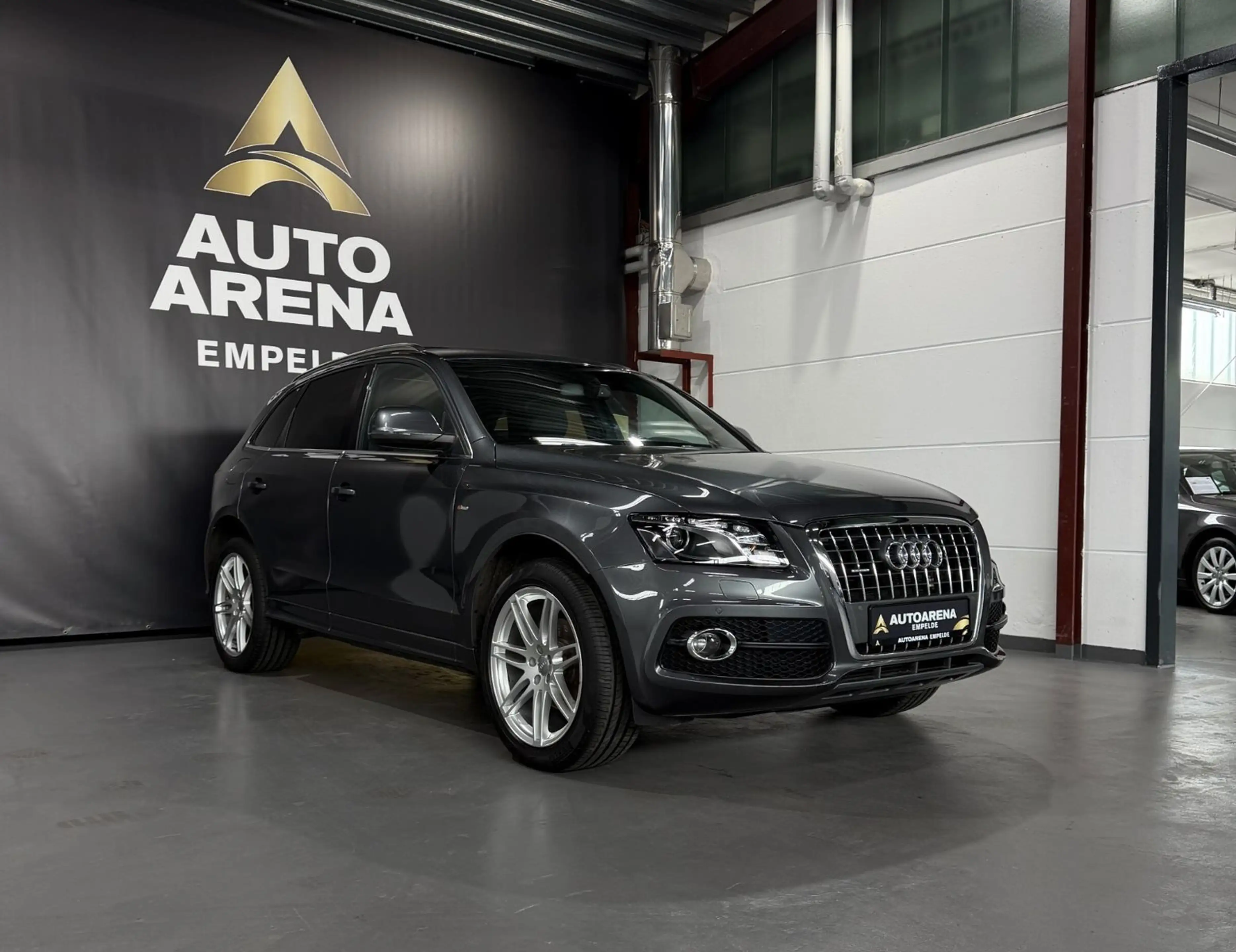 Audi Q5 2.0 TFSI Quattro 2x S-Line Pano*Navi*Temp*PDC — photo 3