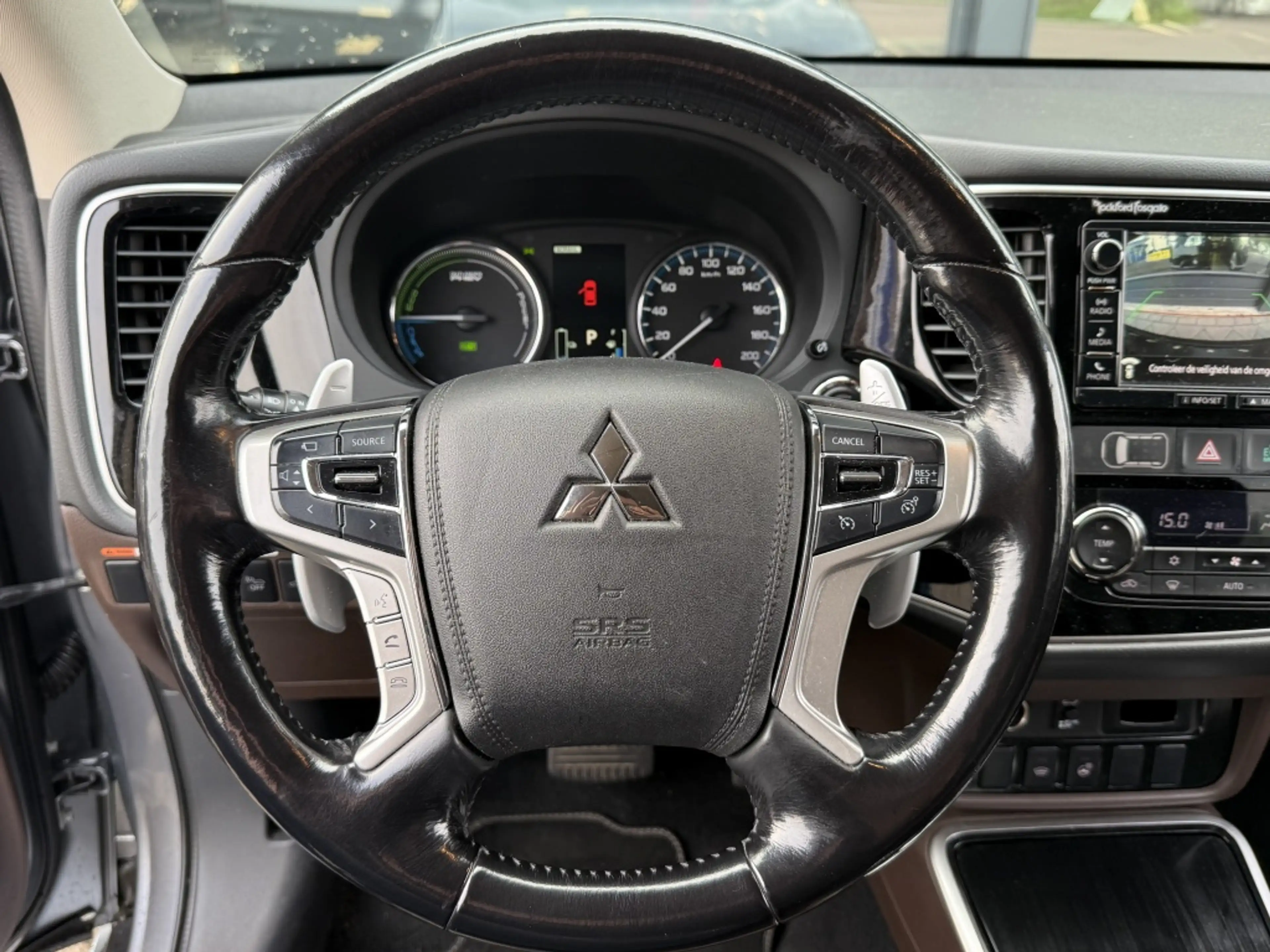 Mitsubishi Outlander 2.0 PHEV Instyle Hybride Full options NL Auto!! — photo 16