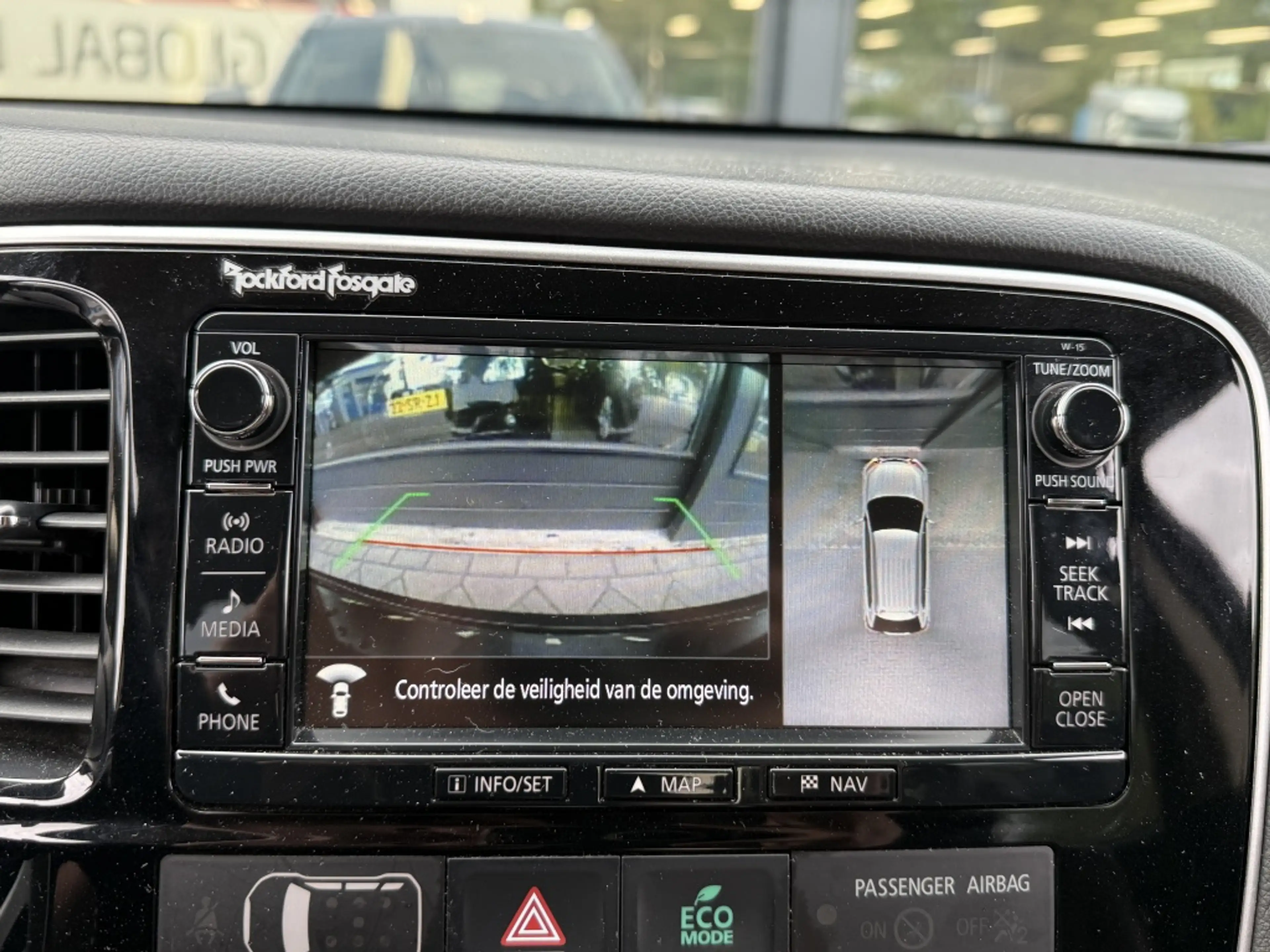 Mitsubishi Outlander 2.0 PHEV Instyle Hybride Full options NL Auto!! — photo 11