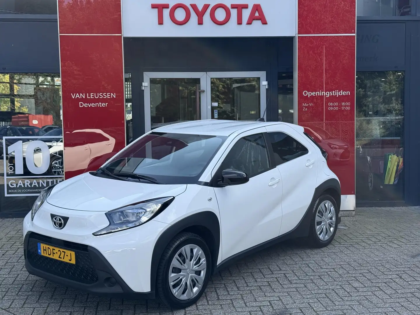 Toyota Aygo X 1.0 VVT-i MT Play NL-AUTO APPLE/ANDROID CARPLAY CA Blanc - 1