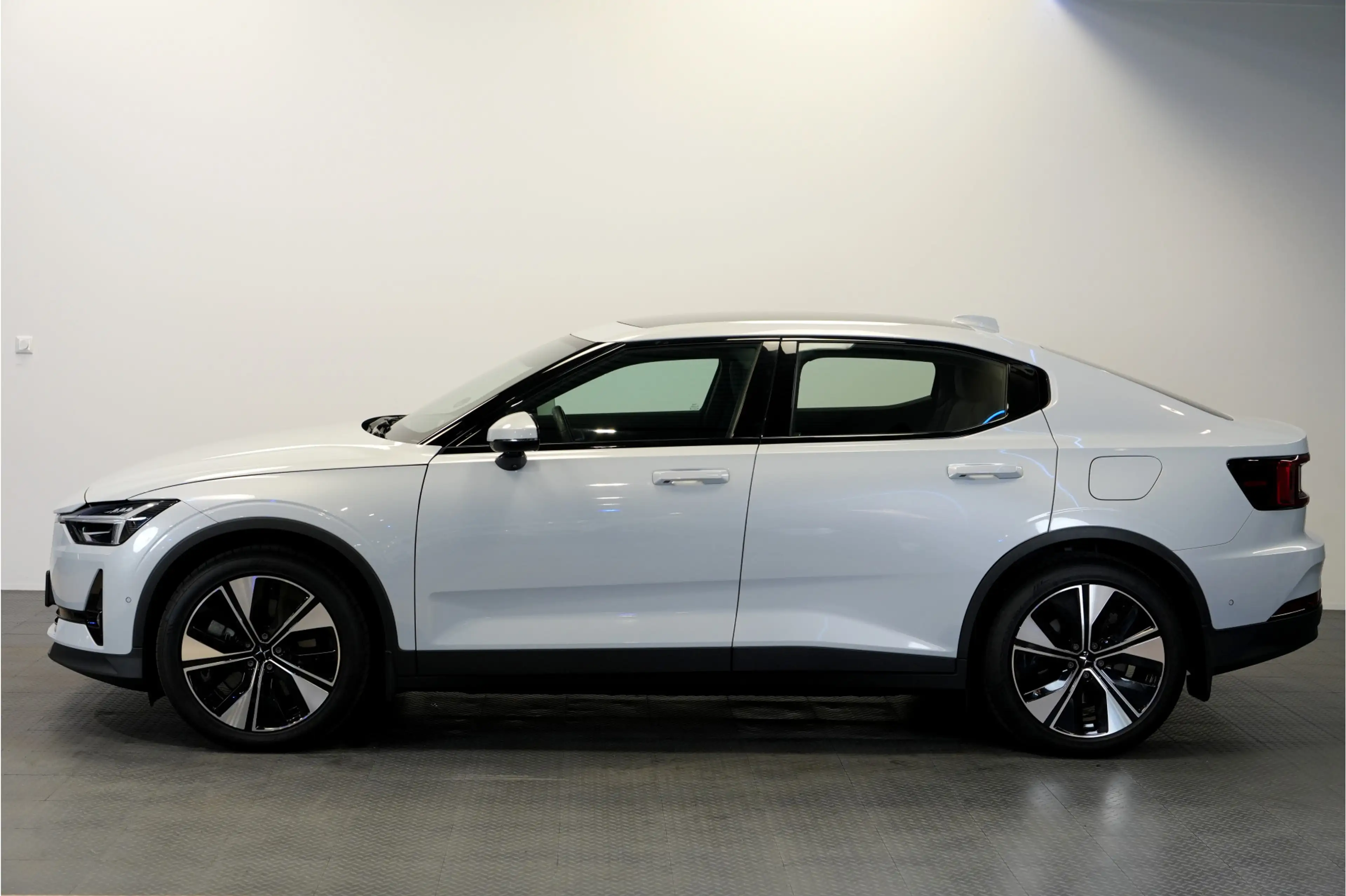 Polestar 2 Long Range Single Motor 78kWh SOH 91% WARMTEPOMP + — photo 3
