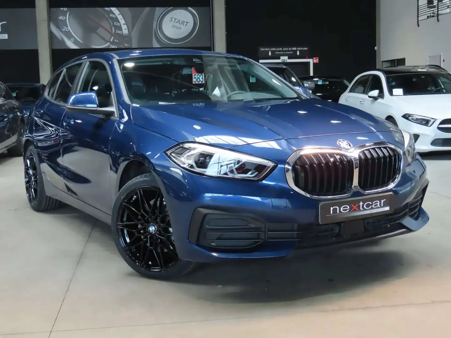 BMW 116 i Hatch New *LED-NAVI PRO-DIGITAL-PARKING-CRUISE* Bleu - 2