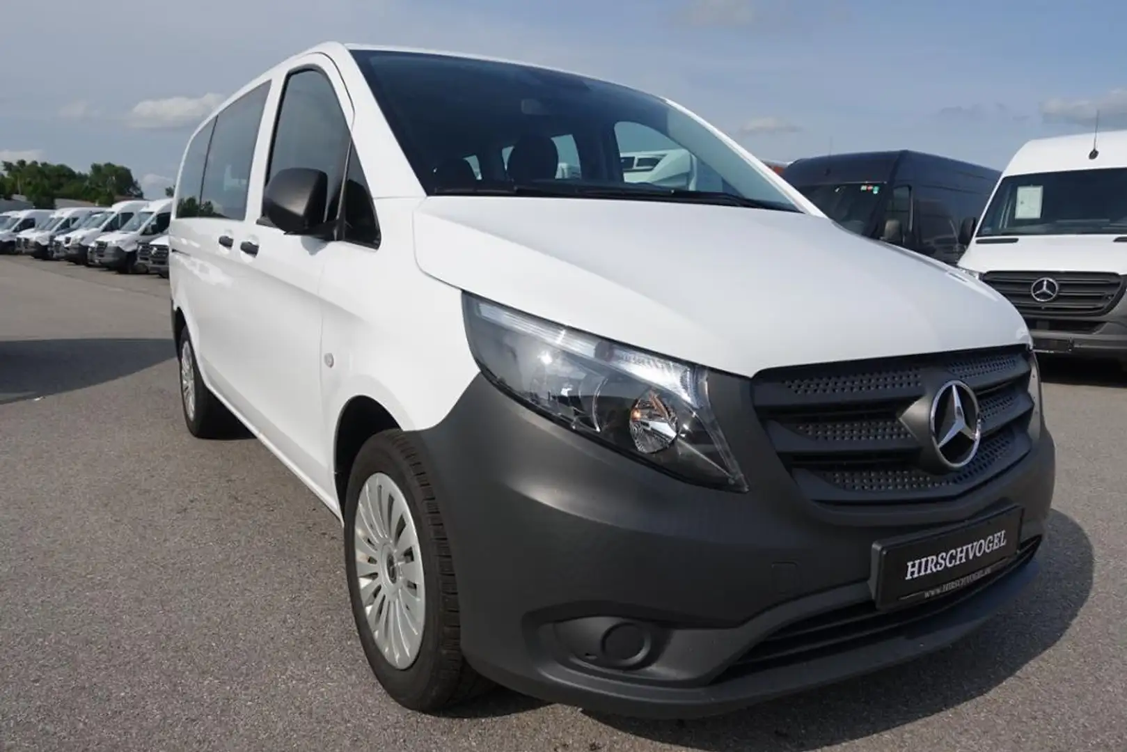 Mercedes-Benz Vito 114 CDI Tourer lang 9G-Tronic 8-Sitzer Blanc - 2