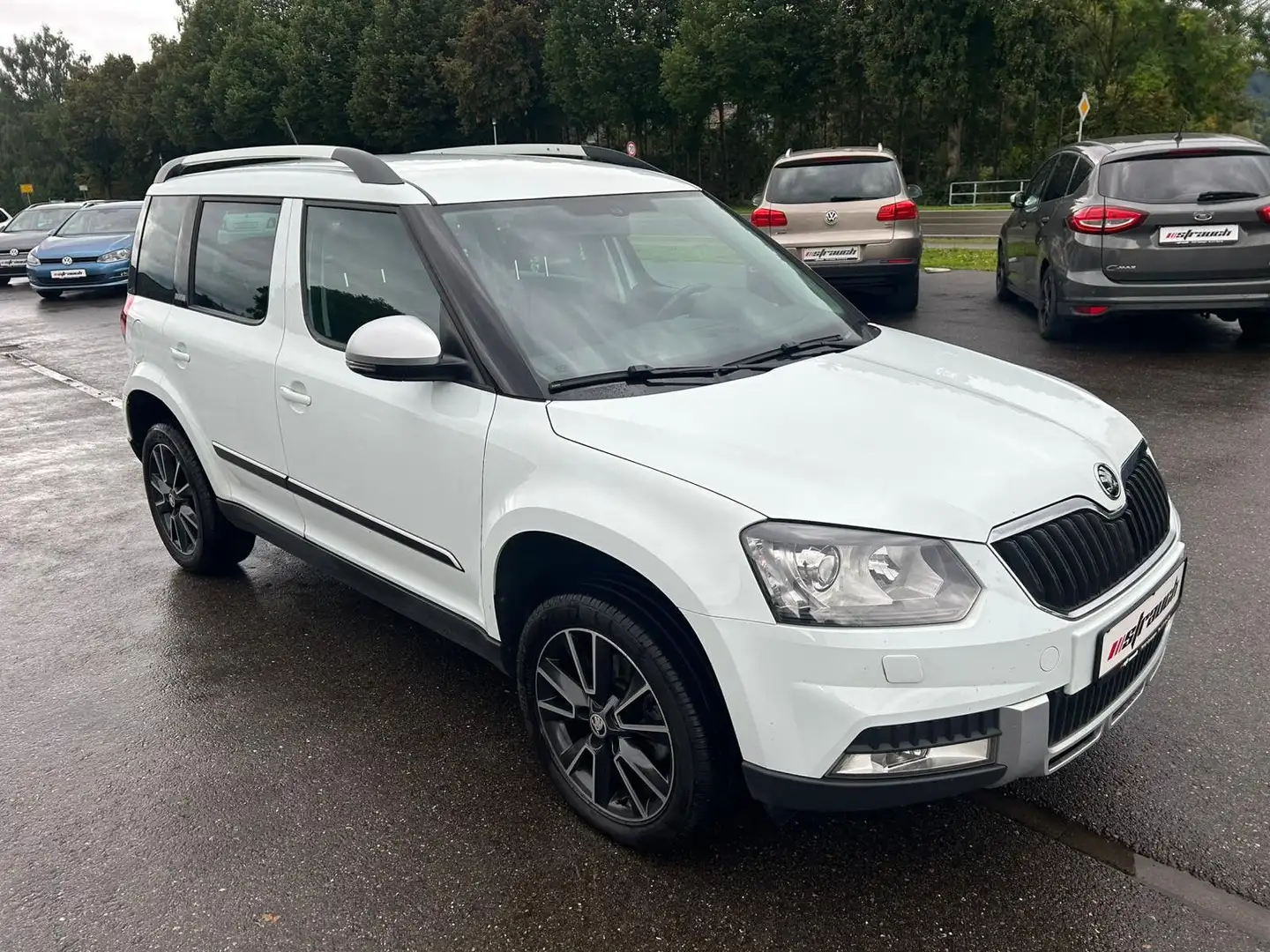 Skoda Yeti Adventure Xenon Weiß - 2