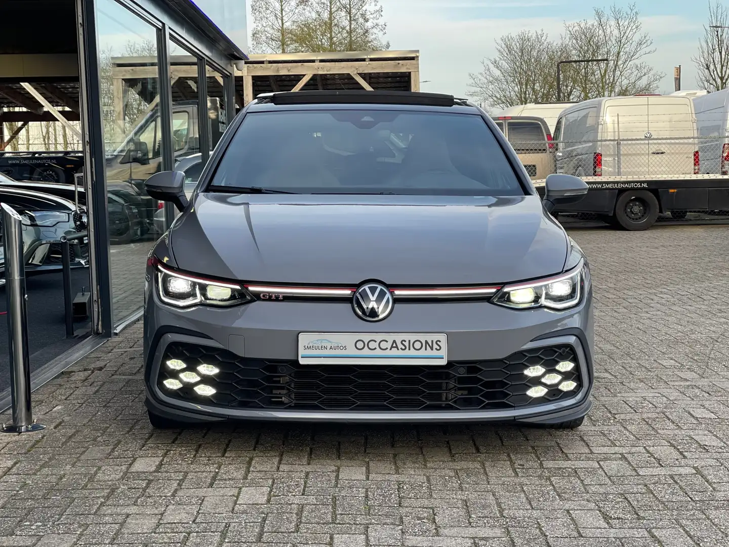 Volkswagen Golf GTI 2.0 TSI PANO/IQLIGHTS/CAM/SIDEASSIST/LEDER/H&KAUDI Grijs - 2