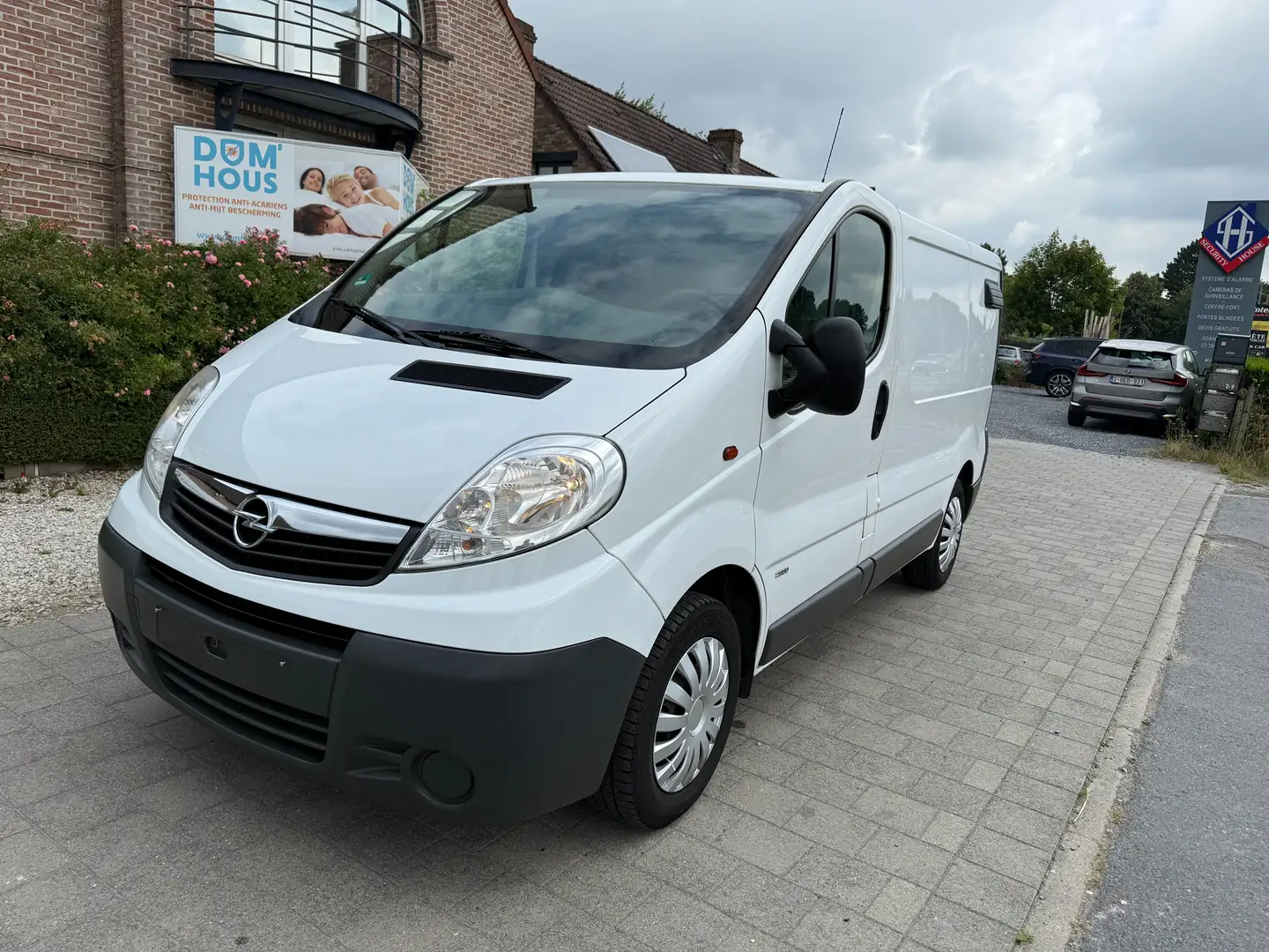 Opel Vivaro 2.0 CDTi / 3 place/airco/ prete a immatriculer Blanc - 2