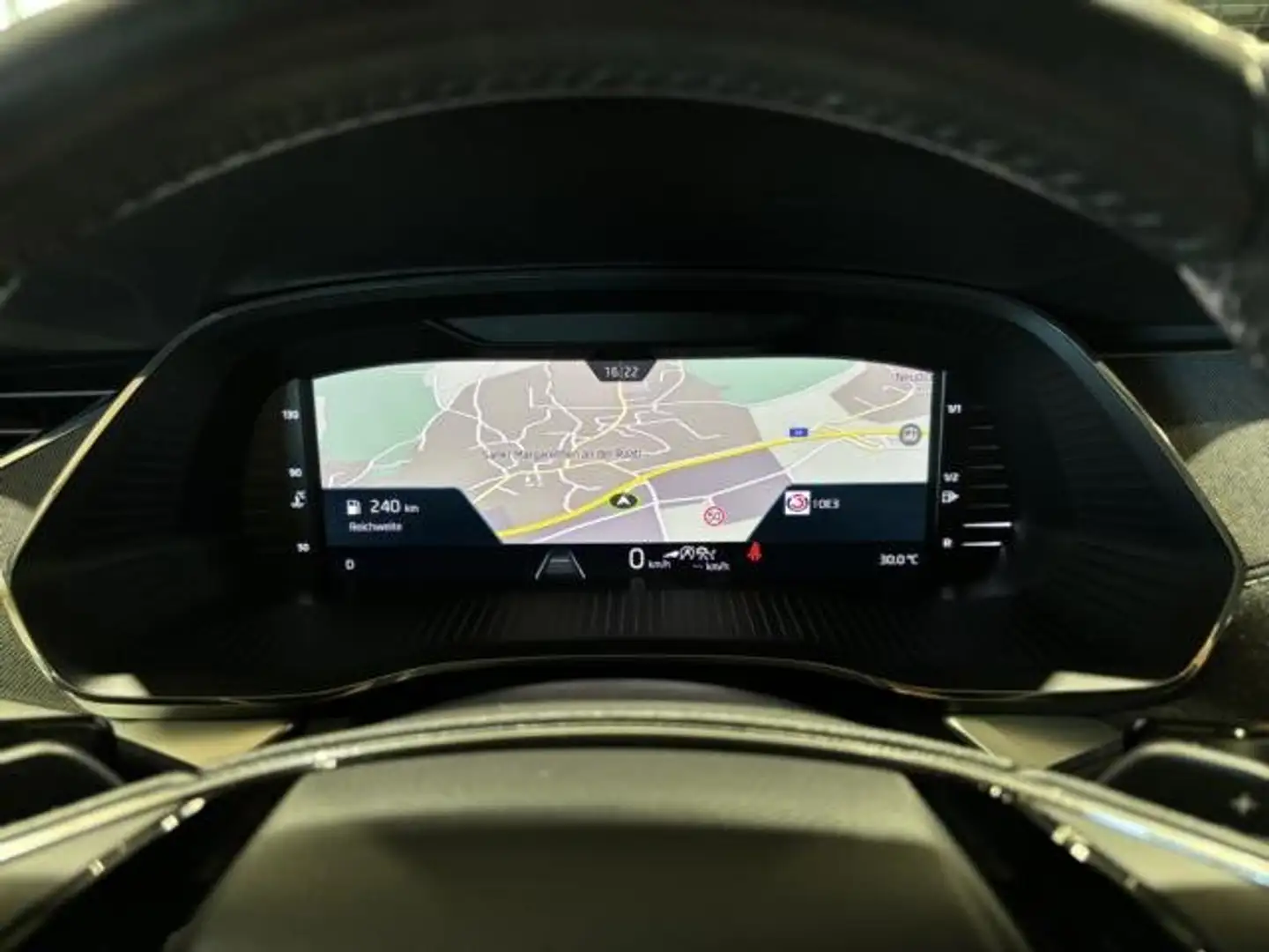 Skoda Octavia DSG VIRTUAL COCKPIT HEAD-UP LED ANHÄNGEKUPPLUNG Schwarz - 2