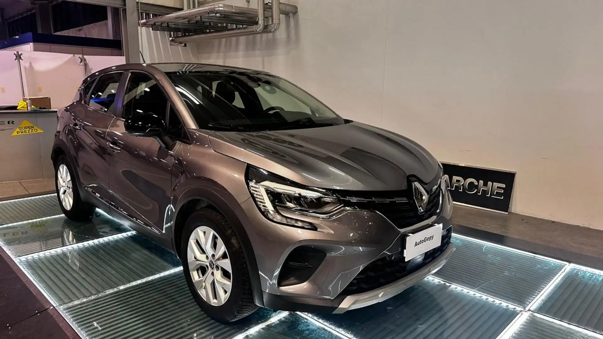 Renault Captur TCe 100 CV GPL intes Grijs - 1
