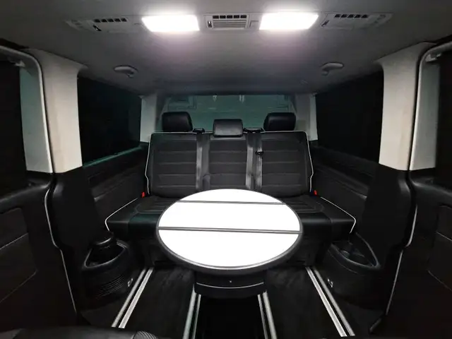 Volkswagen Multivan view 12