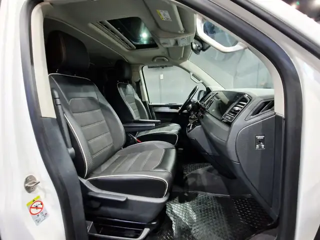 Volkswagen Multivan view 7