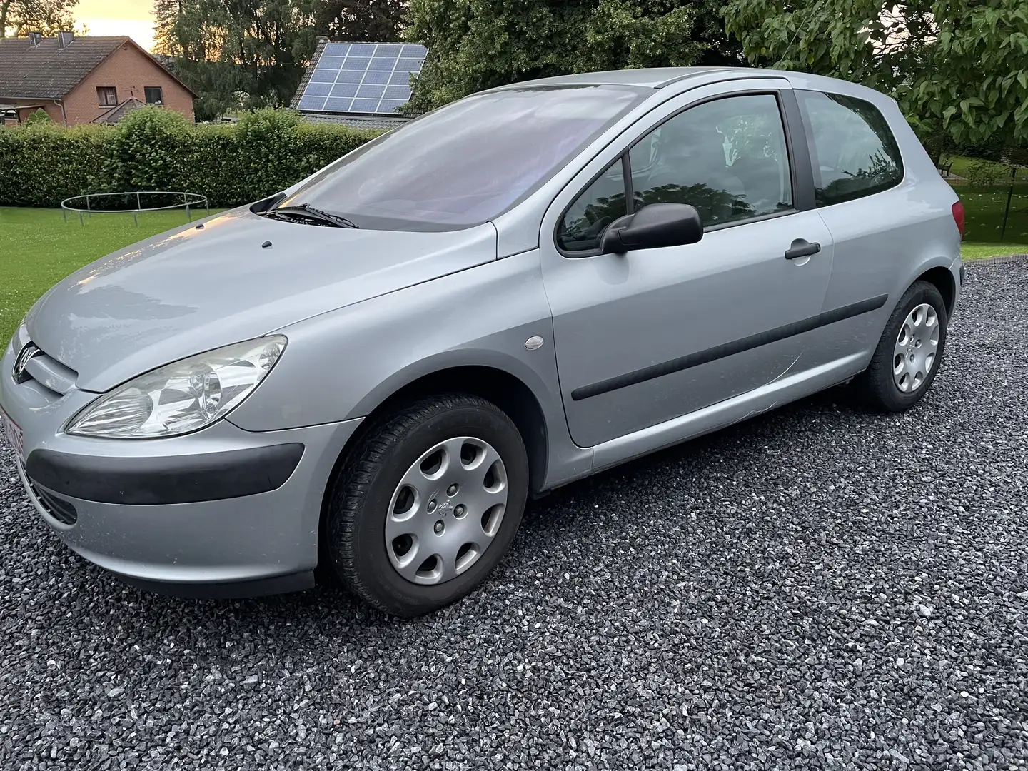 Peugeot 307 1.4i XR - 1