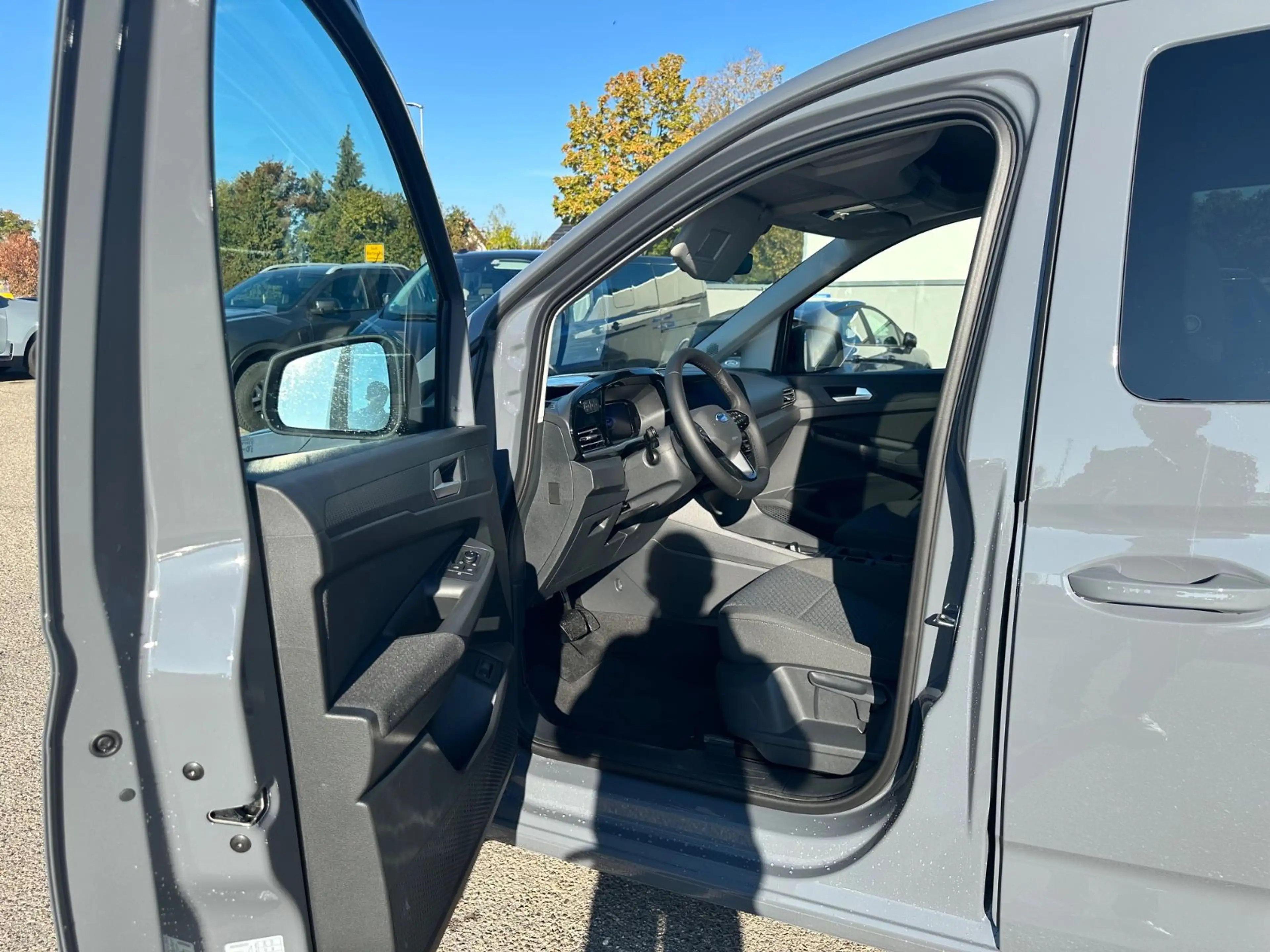 Ford Grand Tourneo Connect 1.5 PHEV Titanium *AHK/ACC — photo 9