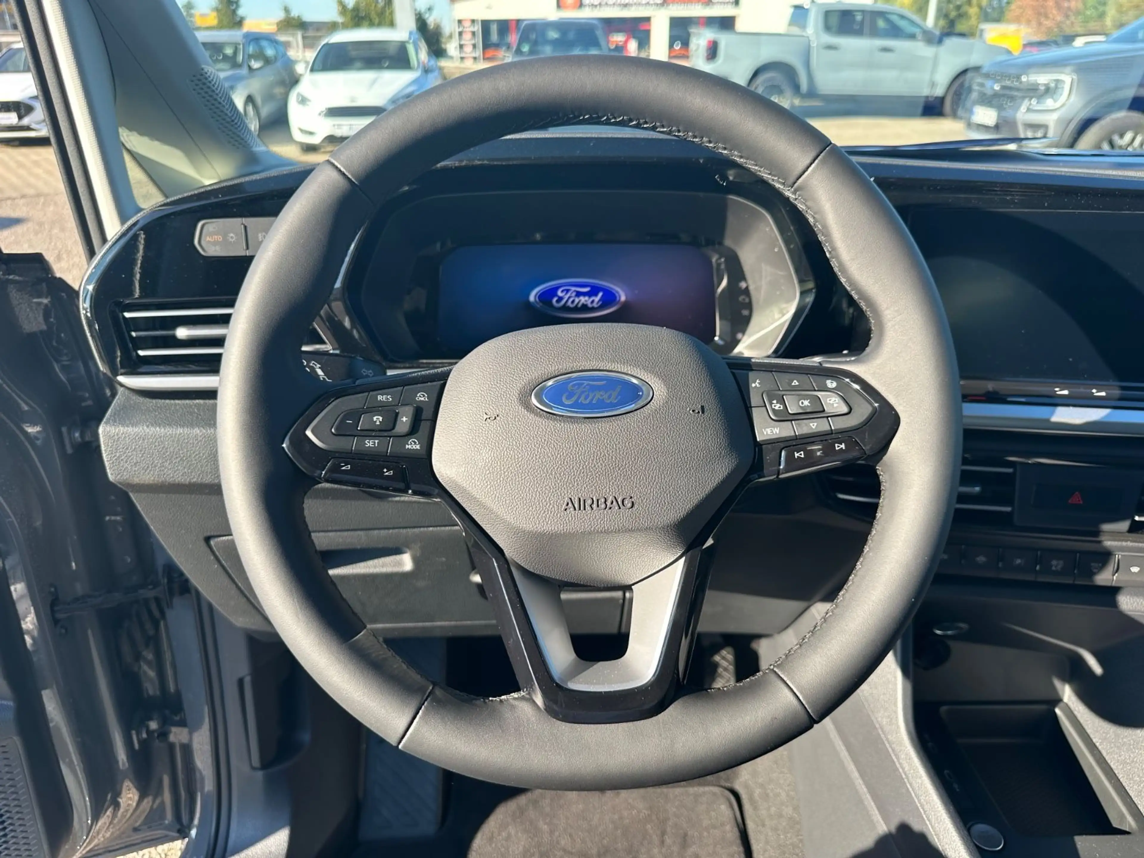 Ford Grand Tourneo Connect 1.5 PHEV Titanium *AHK/ACC — photo 10