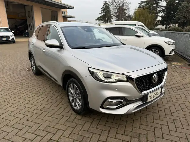 MG HS HS I 1.5 t Luxury auto