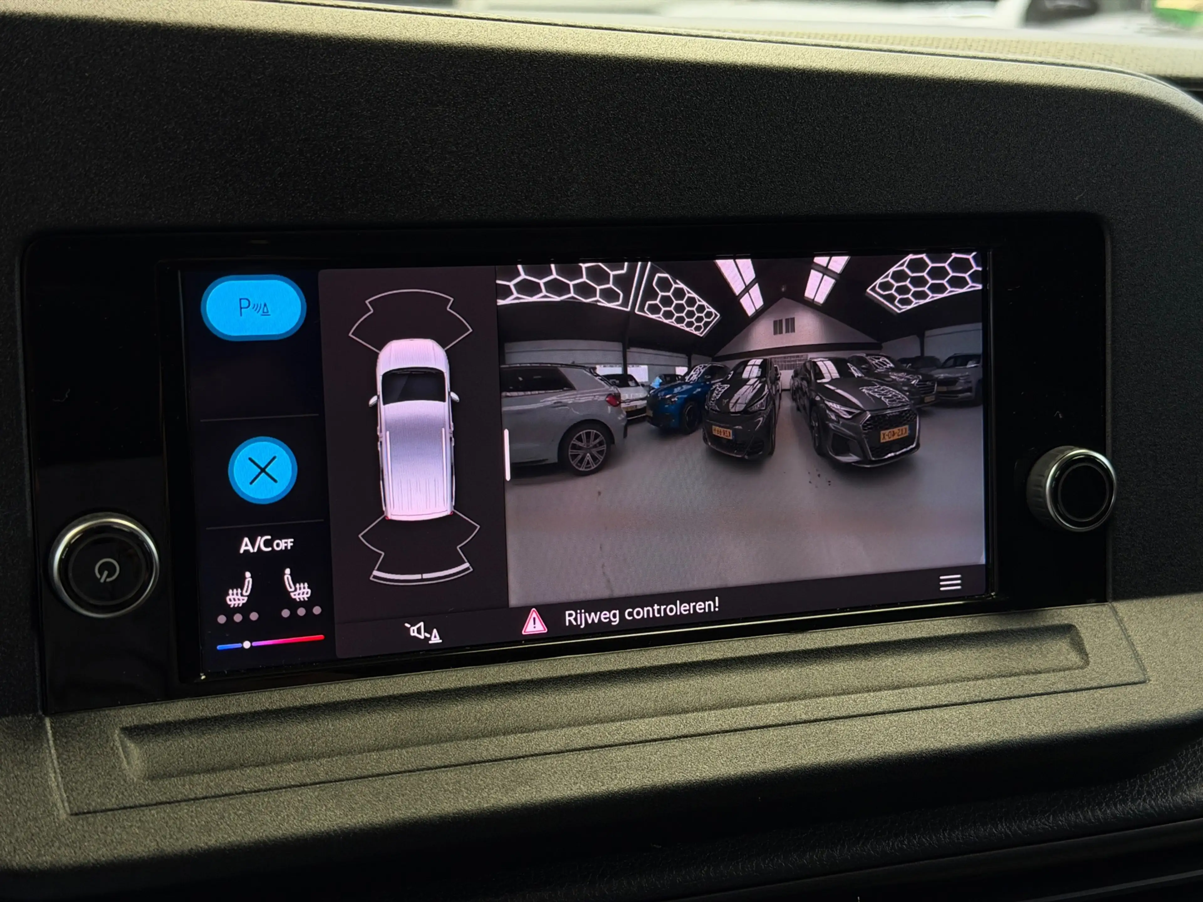 Volkswagen Caddy Cargo 1.5 TSI CarPlay Camera Automaat — photo 8