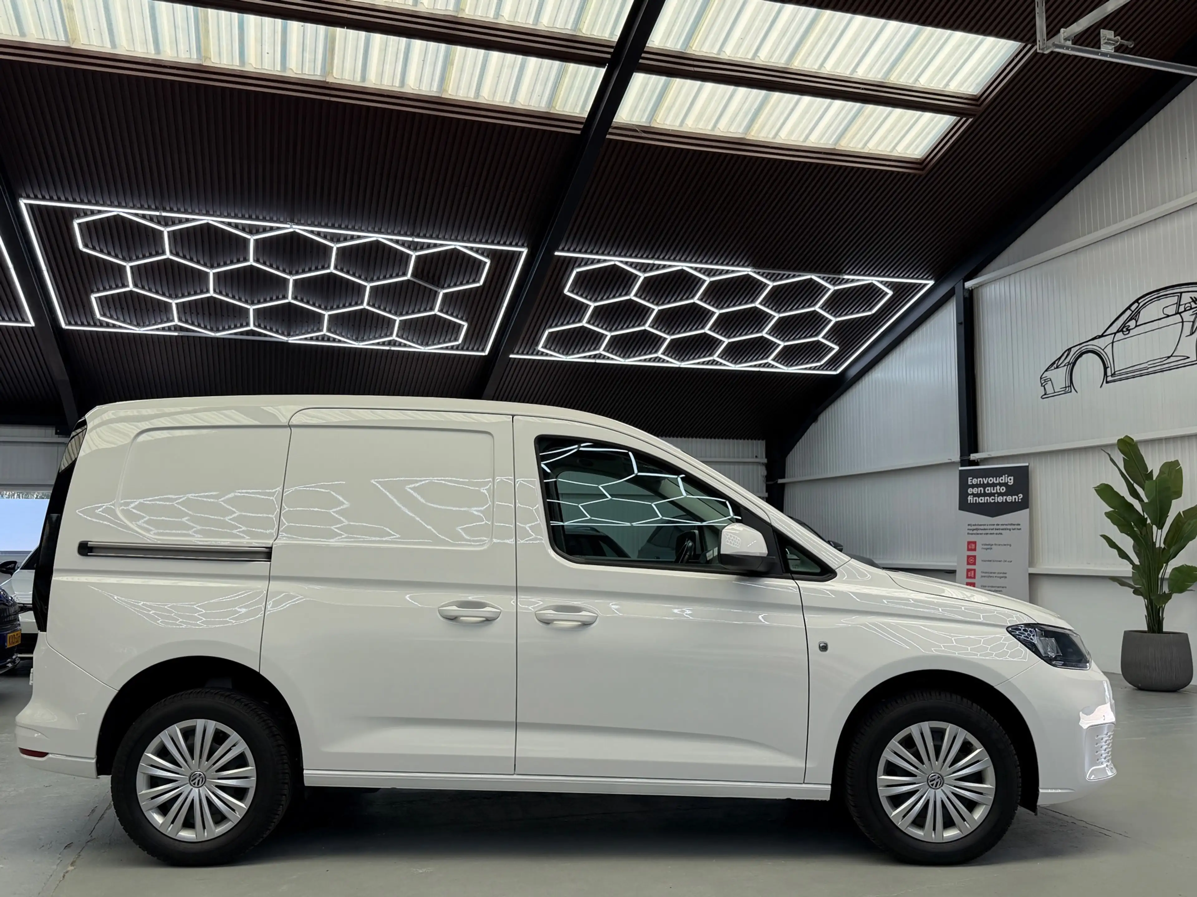Volkswagen Caddy Cargo 1.5 TSI CarPlay Camera Automaat — photo 10