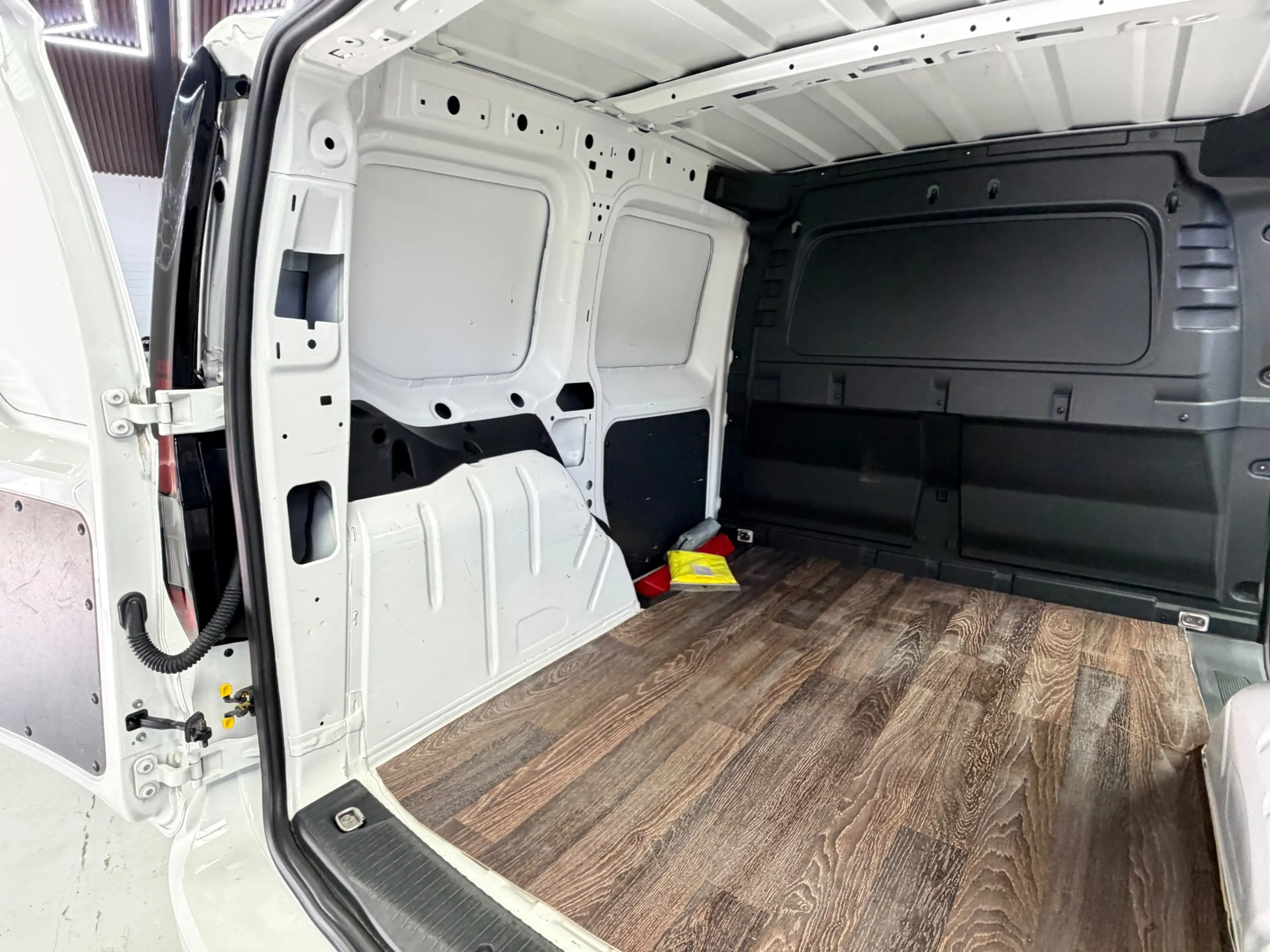 Volkswagen Caddy Cargo 1.5 TSI CarPlay Camera Automaat — photo 16
