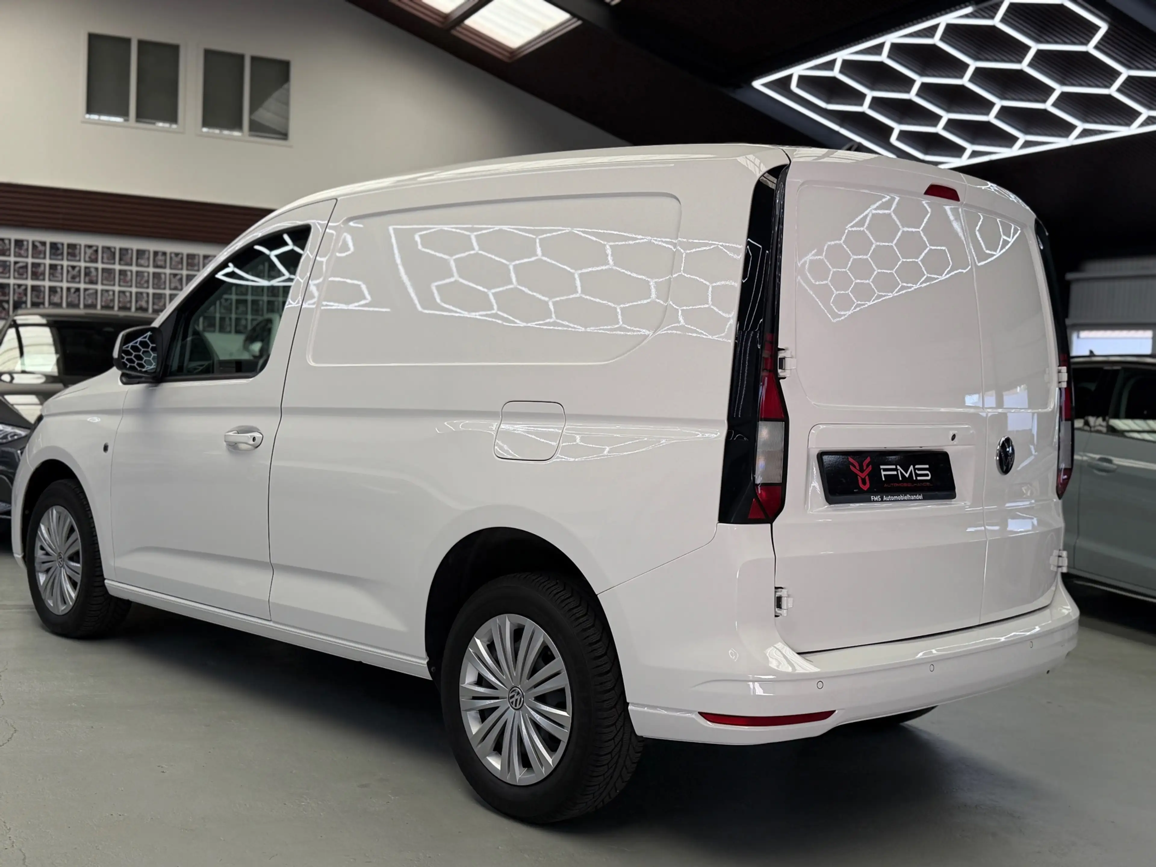 Volkswagen Caddy Cargo 1.5 TSI CarPlay Camera Automaat — photo 32