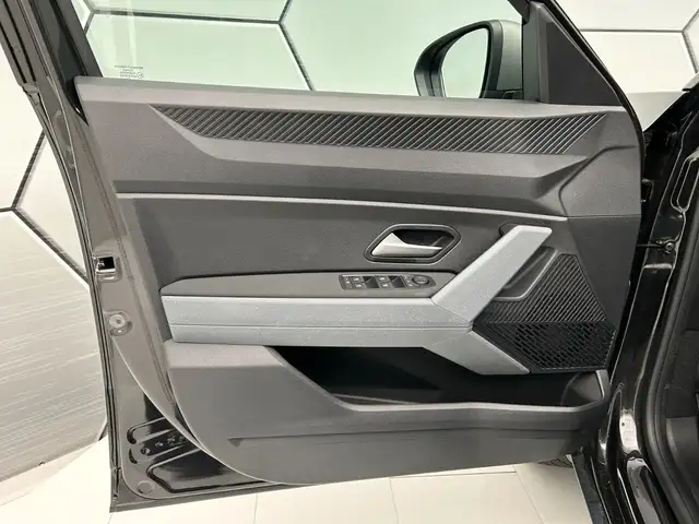 Dacia Duster view 14