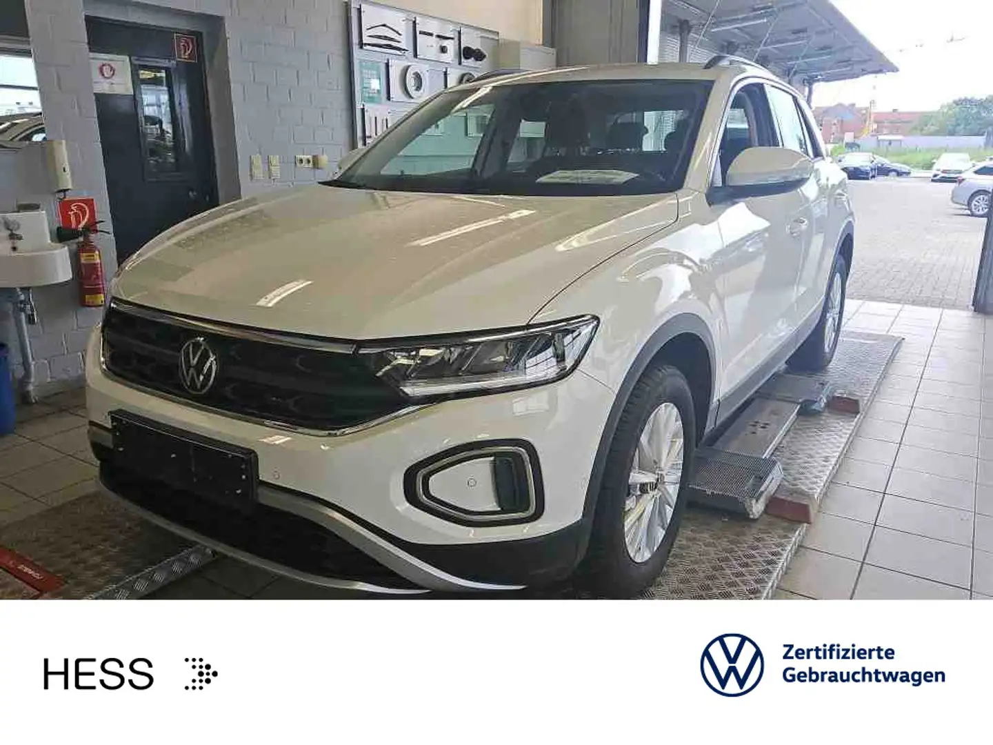 Volkswagen T-Roc T-ROC 1.0 TSI LIFE*AHK*PDC*SHZ*NAVI*KLIMA*ALLWET Weiß - 1