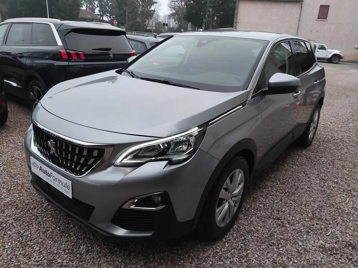 Peugeot 3008 1.5 BlueHDI 130ch Active Business 2020 Grijs - 2