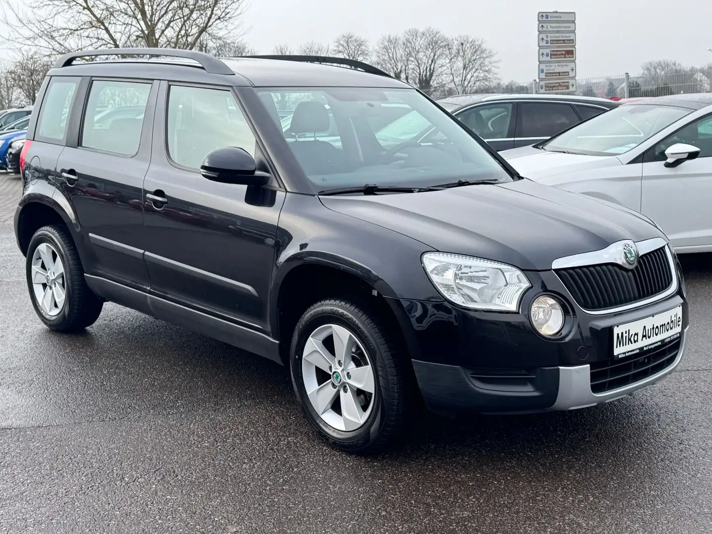 Skoda Yeti Active Plus Edition (( Gewerbe+Export )) Negro - 2