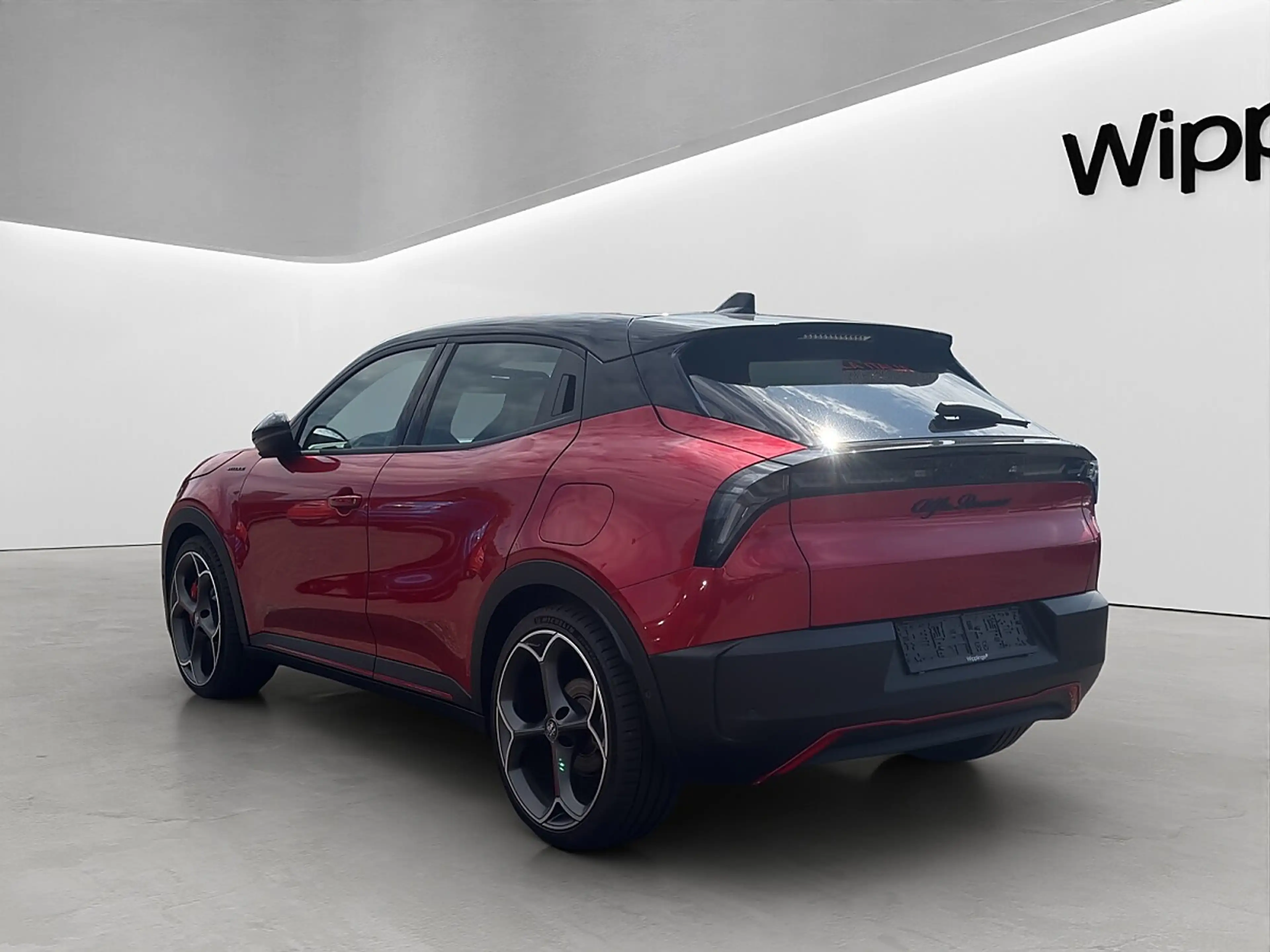 Alfa Romeo Junior Elettrica 280 Batterie 54kWh Veloce — photo 4