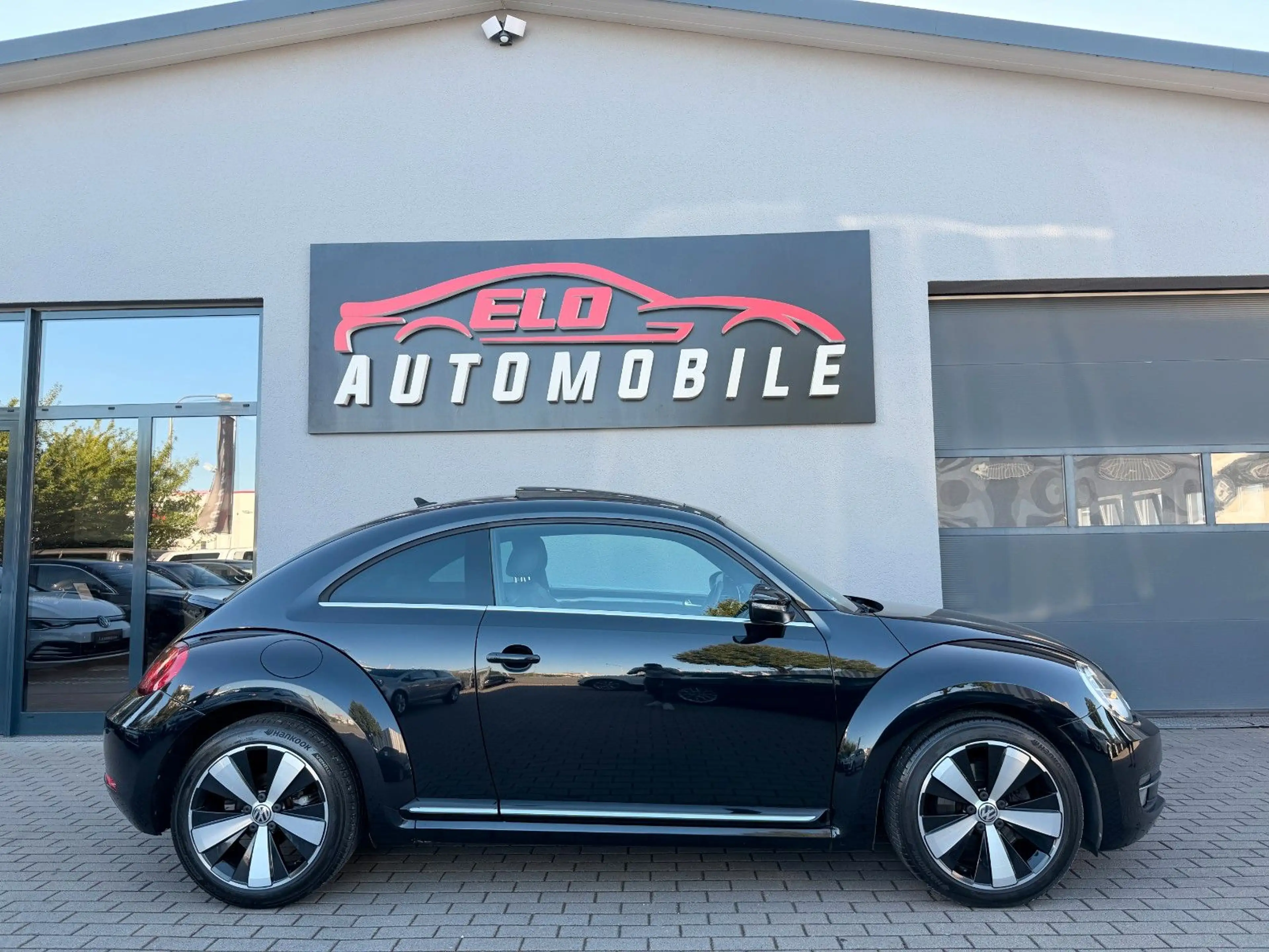 Volkswagen Beetle 1.4 TSI Design*Automatik*Panorama*Fender* — photo 2
