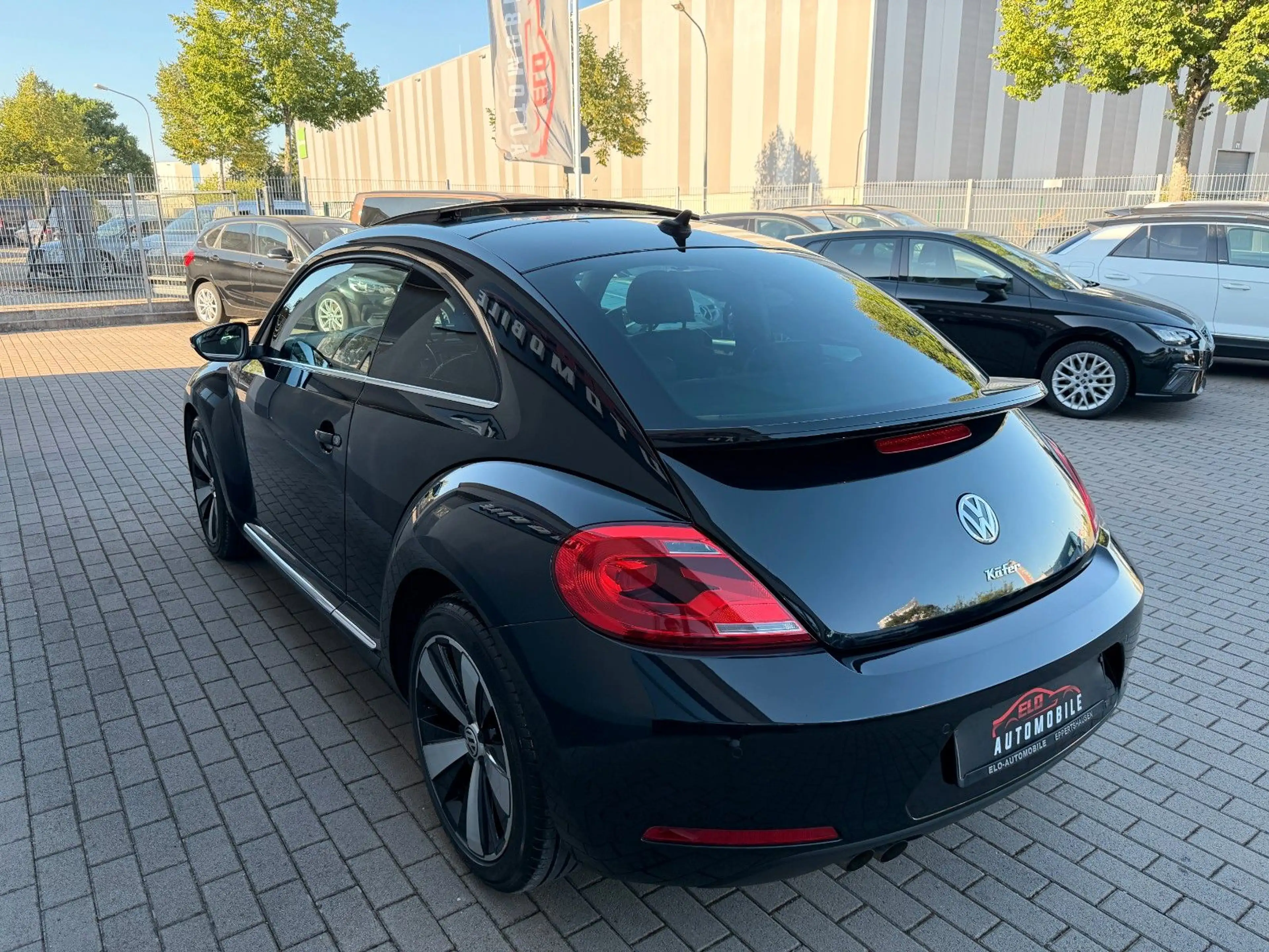 Volkswagen Beetle 1.4 TSI Design*Automatik*Panorama*Fender* — photo 5