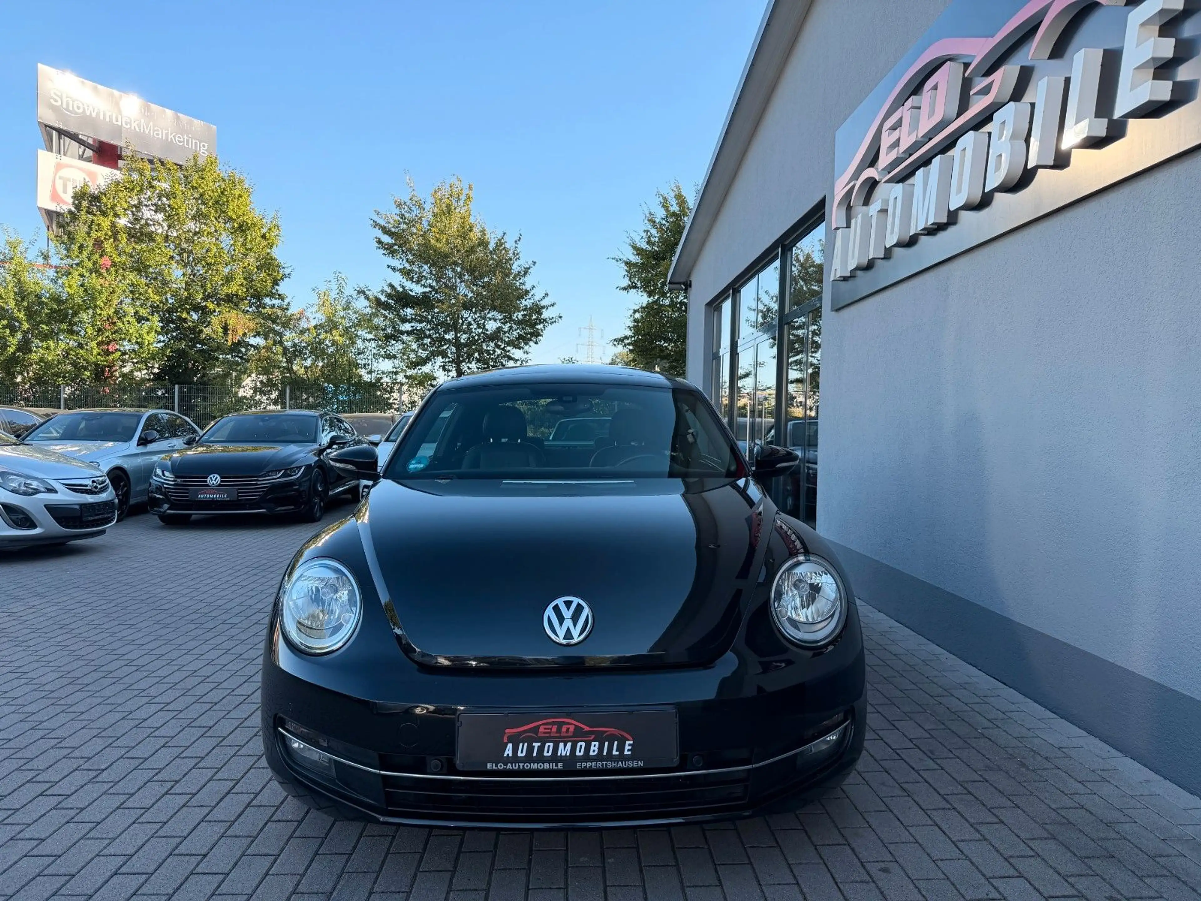 Volkswagen Beetle 1.4 TSI Design*Automatik*Panorama*Fender* — photo 8