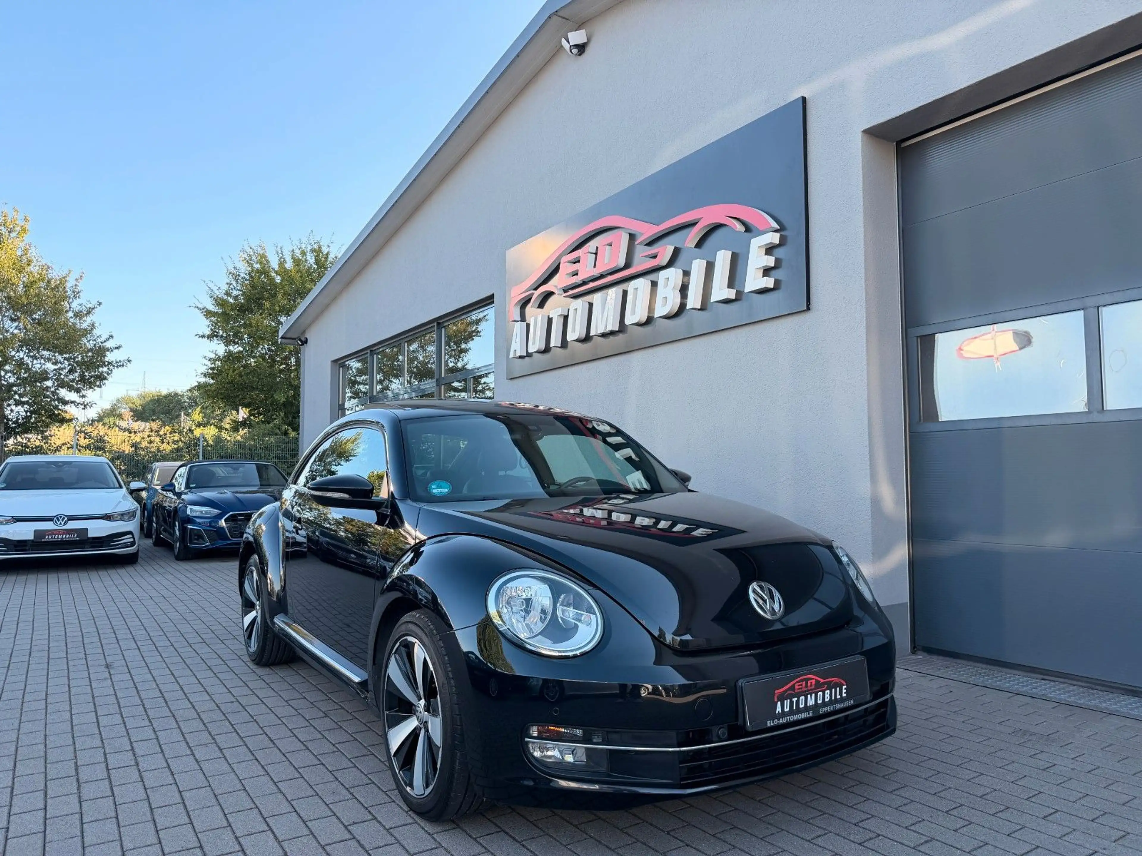 Volkswagen Beetle 1.4 TSI Design*Automatik*Panorama*Fender*