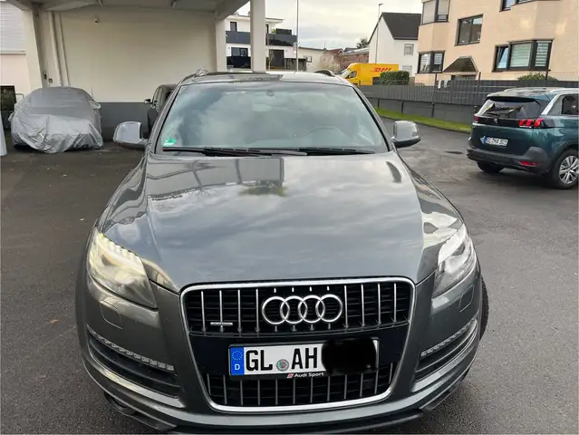 Audi Q7 Q7 3.0 TFSI quattro tiptronic