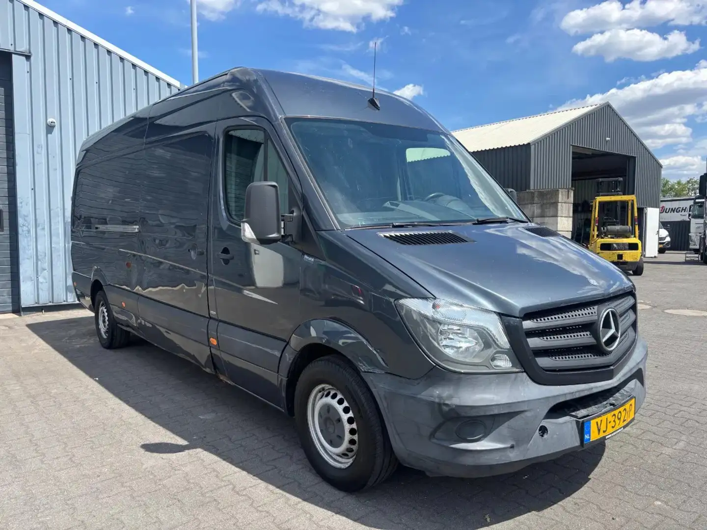 Mercedes-Benz Sprinter 310 CDI 2.2 L3 H2 Automaat Airco Grijs - 2