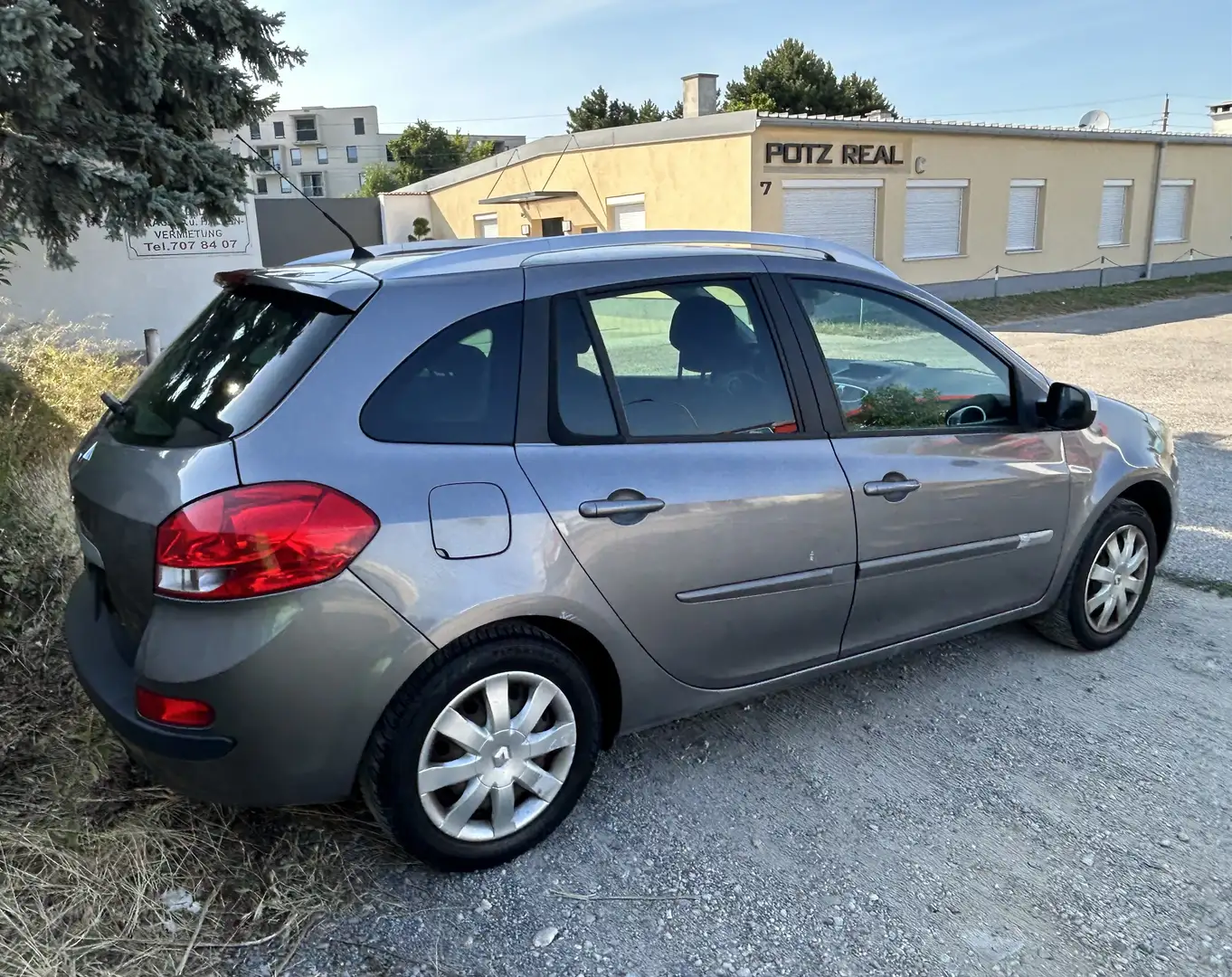 Renault Clio 1,2 16V - 2