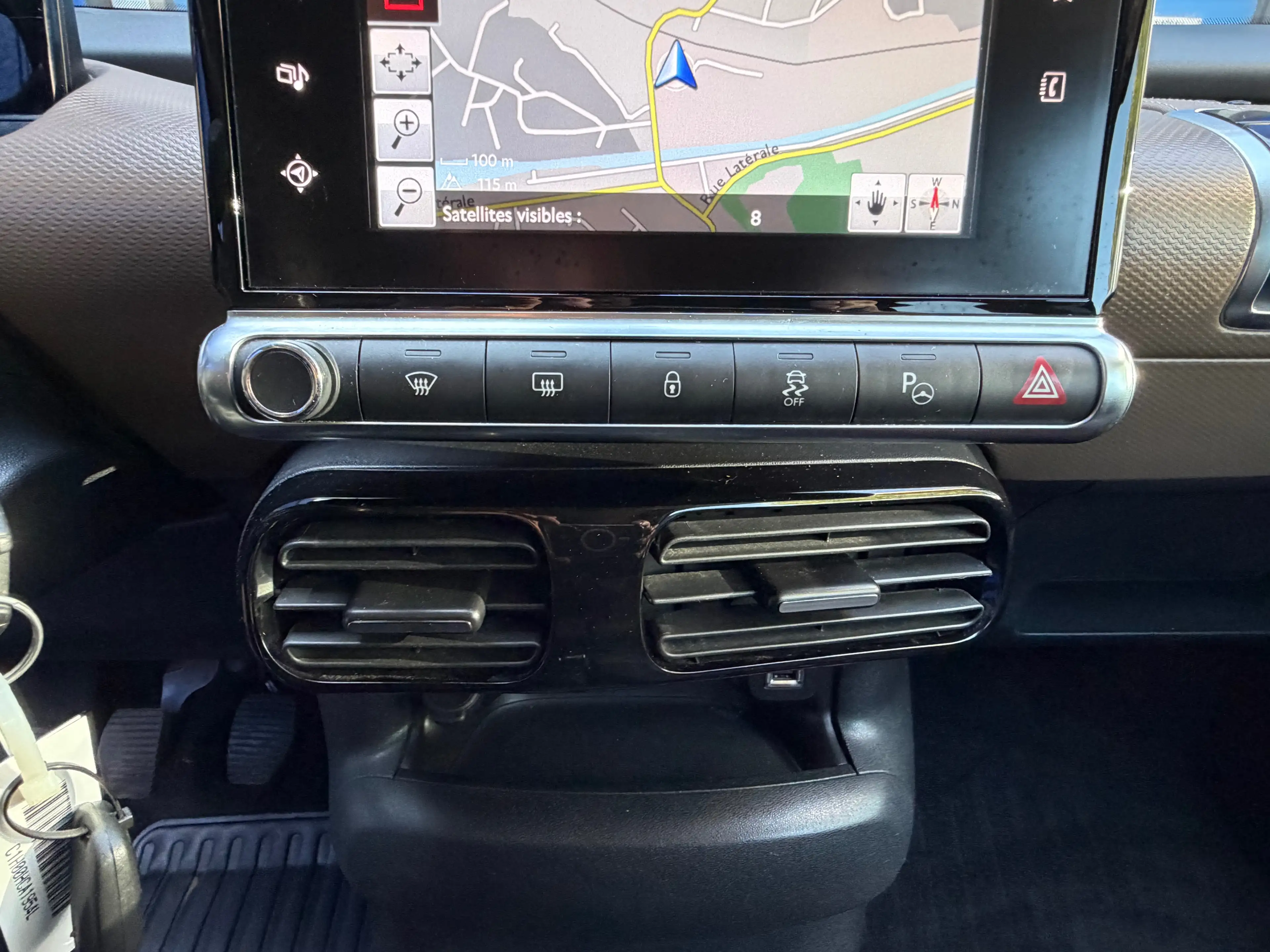 Citroen C4 Cactus C4 Cactus 1.2 ESS*GPS*CUIR TISSUS*CAMERA** — photo 9