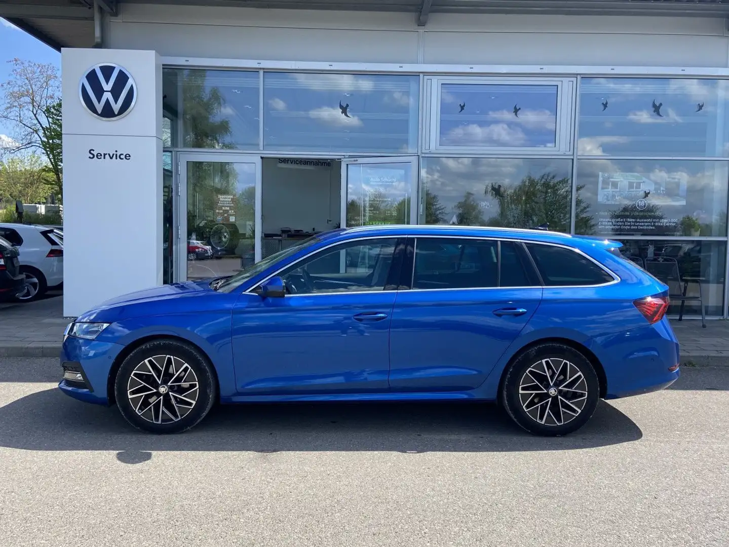 Skoda Octavia Combi 2.0 TDI DSG Style NAVI-COLUMBUS+ST Blau - 2