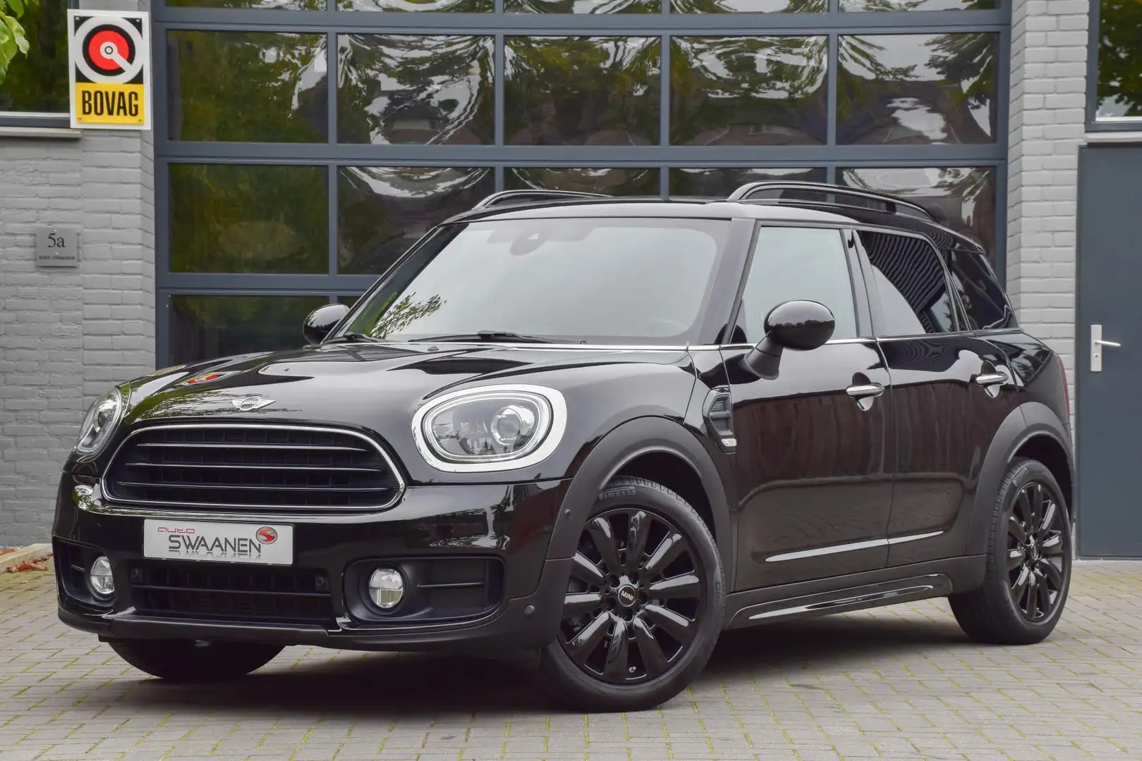 MINI Cooper Countryman 1.5 Chili | Apple Carplay Zwart - 1